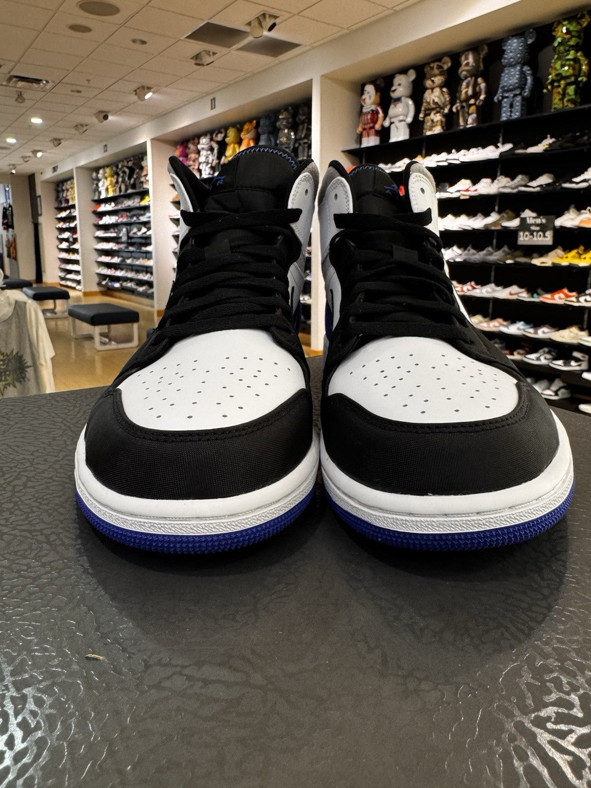 Air Jordan 1 SE Mid Royal Black Toe Size 11