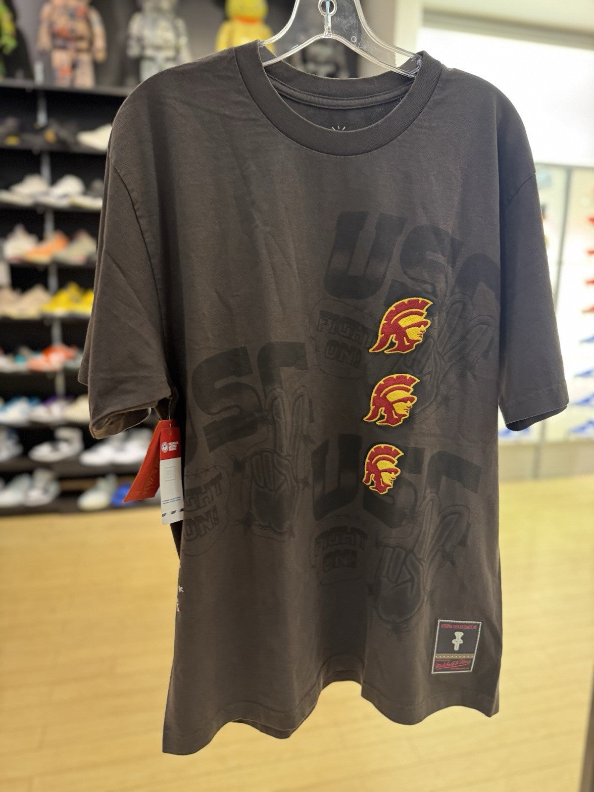 Travis Scott X Mitchell & Ness USC Trojans Seal T Shirt Brown Size Large