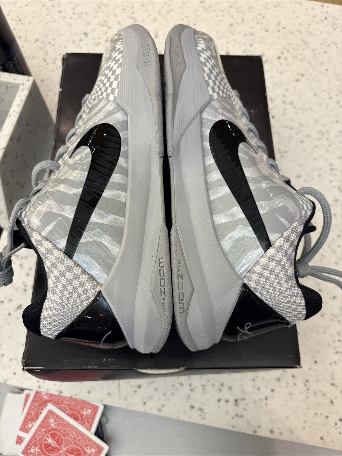 Nike Kobe 5 Protro Zebra PE Size 9