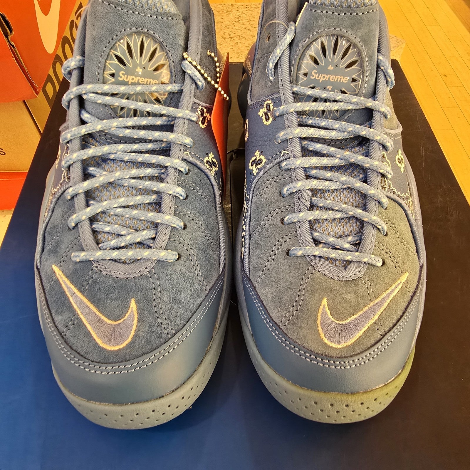 Supreme x Nike Air Zoom Flight 95 SP University Blue SZ 6 Yellowed
