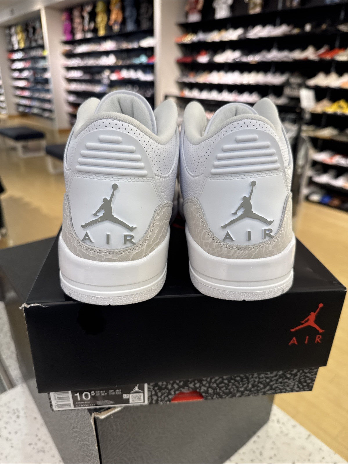 Size 10.5 - Air Jordan 3 Retro 2025 Pure Money