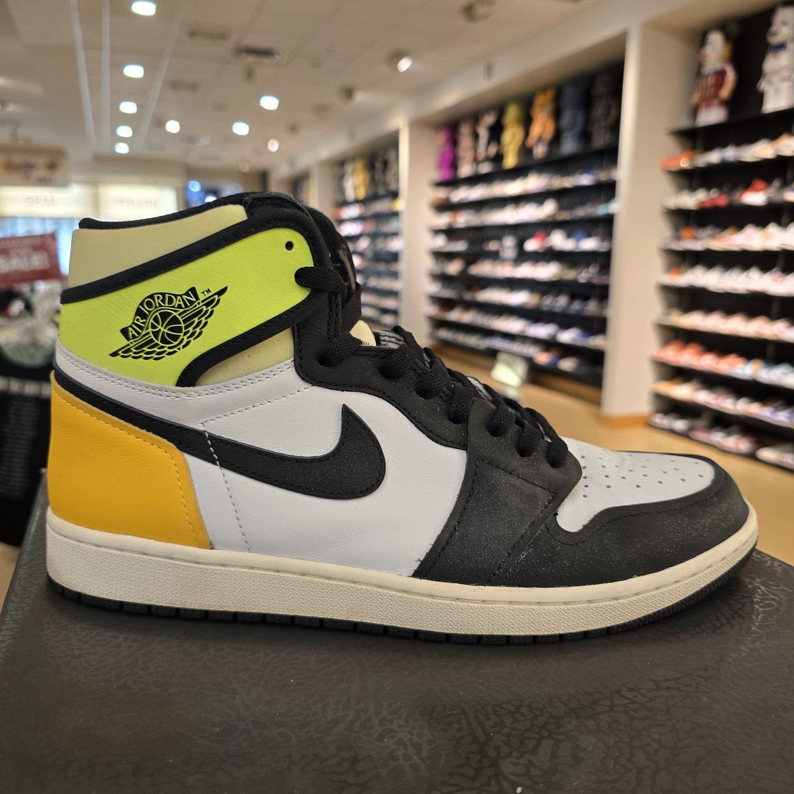 Size 12 - Jordan 1 Retro High OG Volt