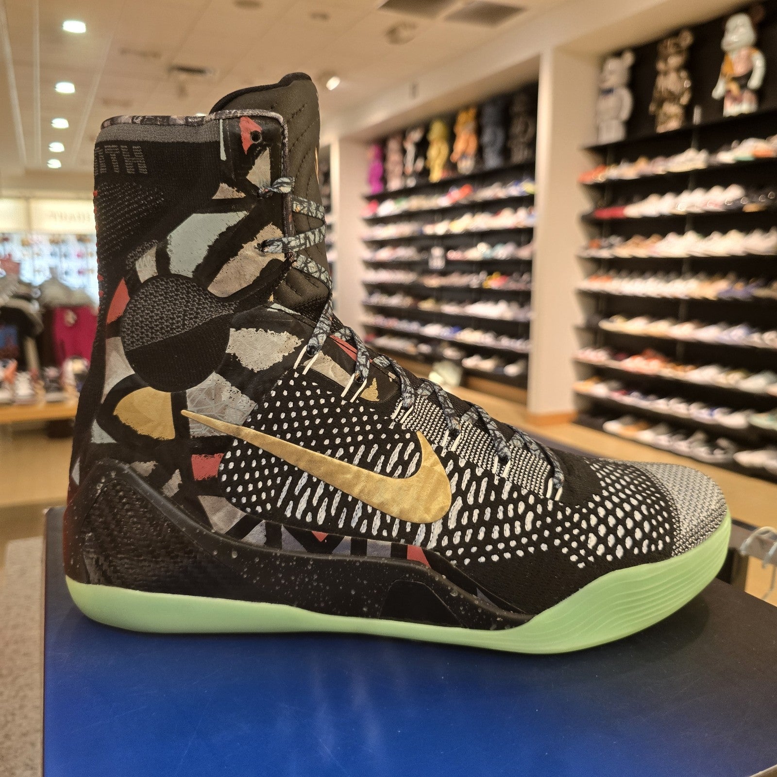 Size 13 - Nike Kobe 9 Elite NOLA Gumbo League Maestro