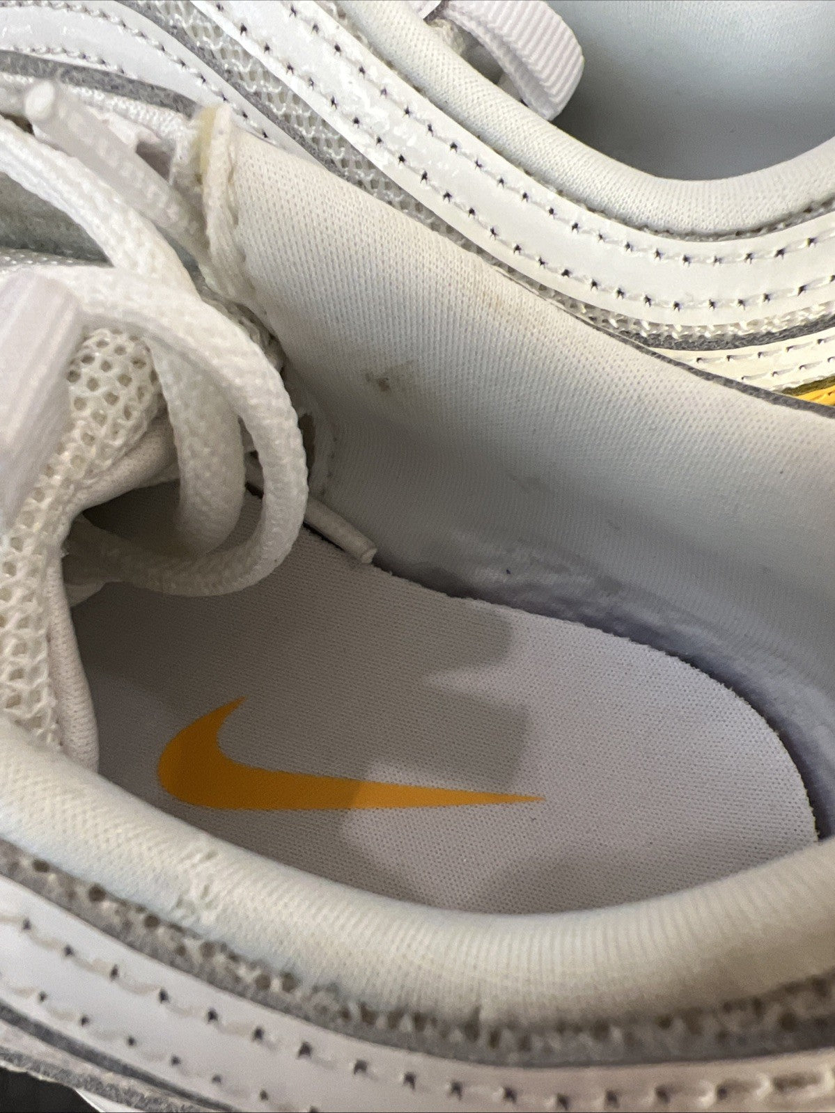 NIKE AIR MAX 97 WHITE-UNIVERSITY GOLD WOMENS SZ 6.5 DEFECT STAINS
