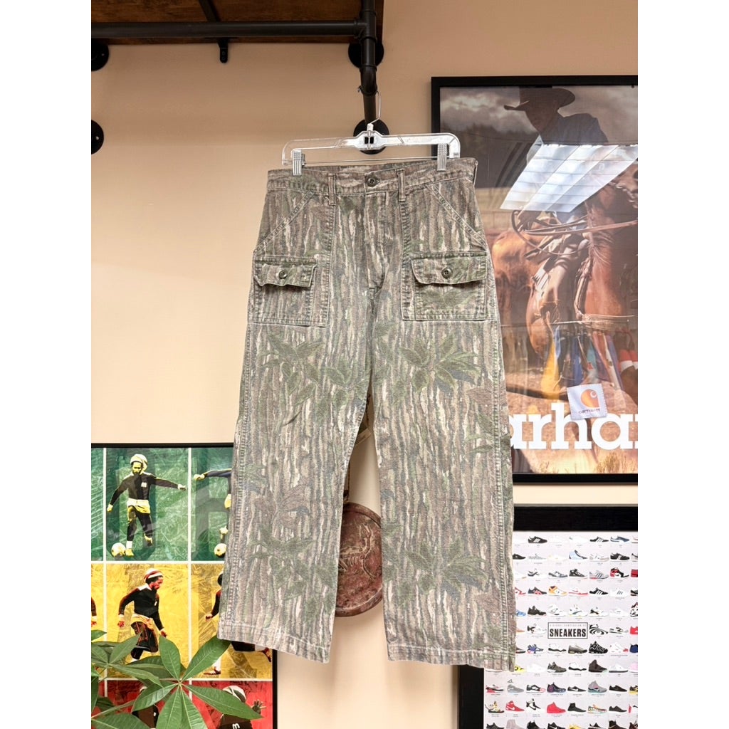 90s Cabelas Realtree Camo Front Pocket Cargo Pants