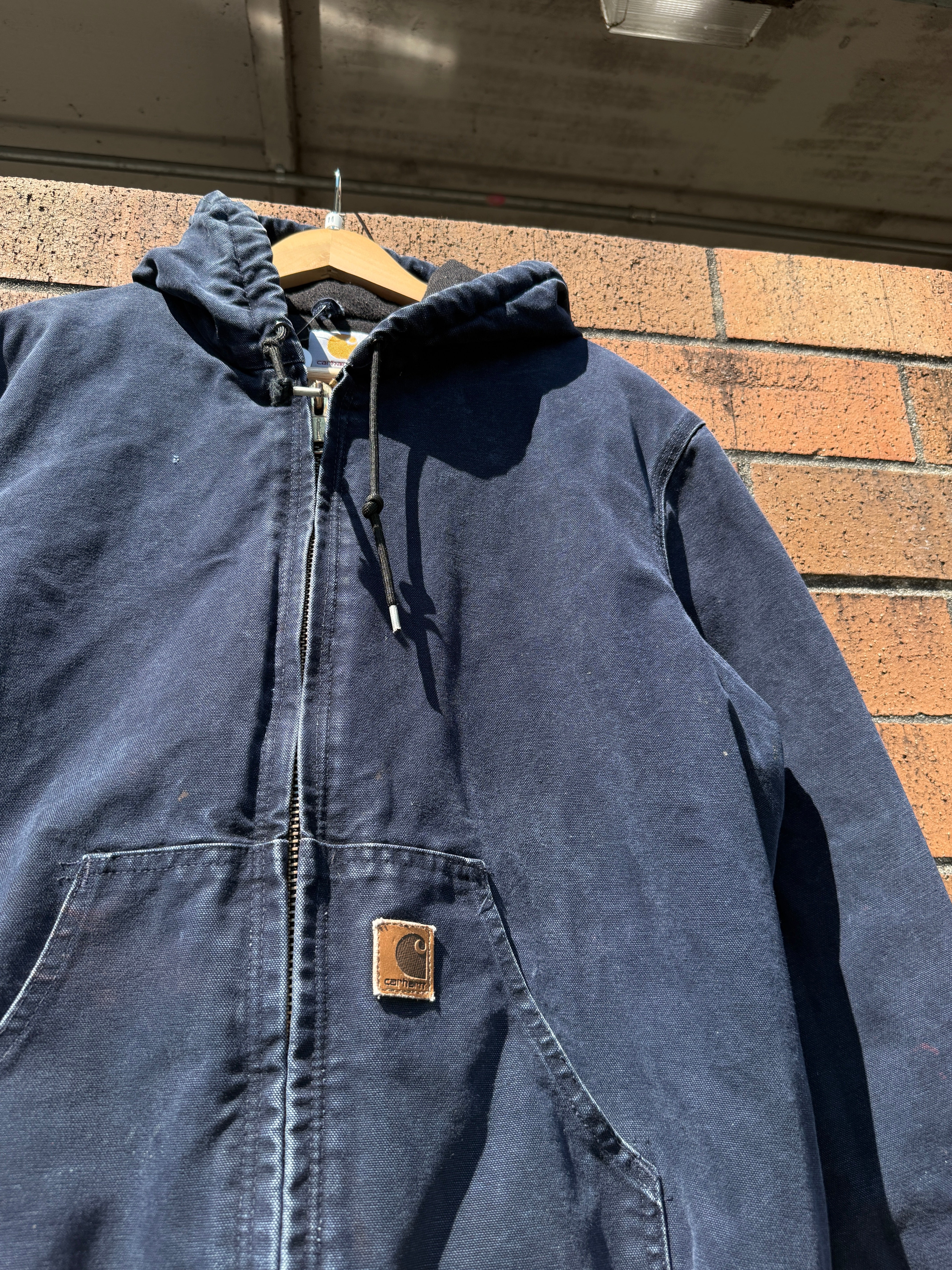 2003 Carhartt Navy Blue Hooded Active Jacket Size M