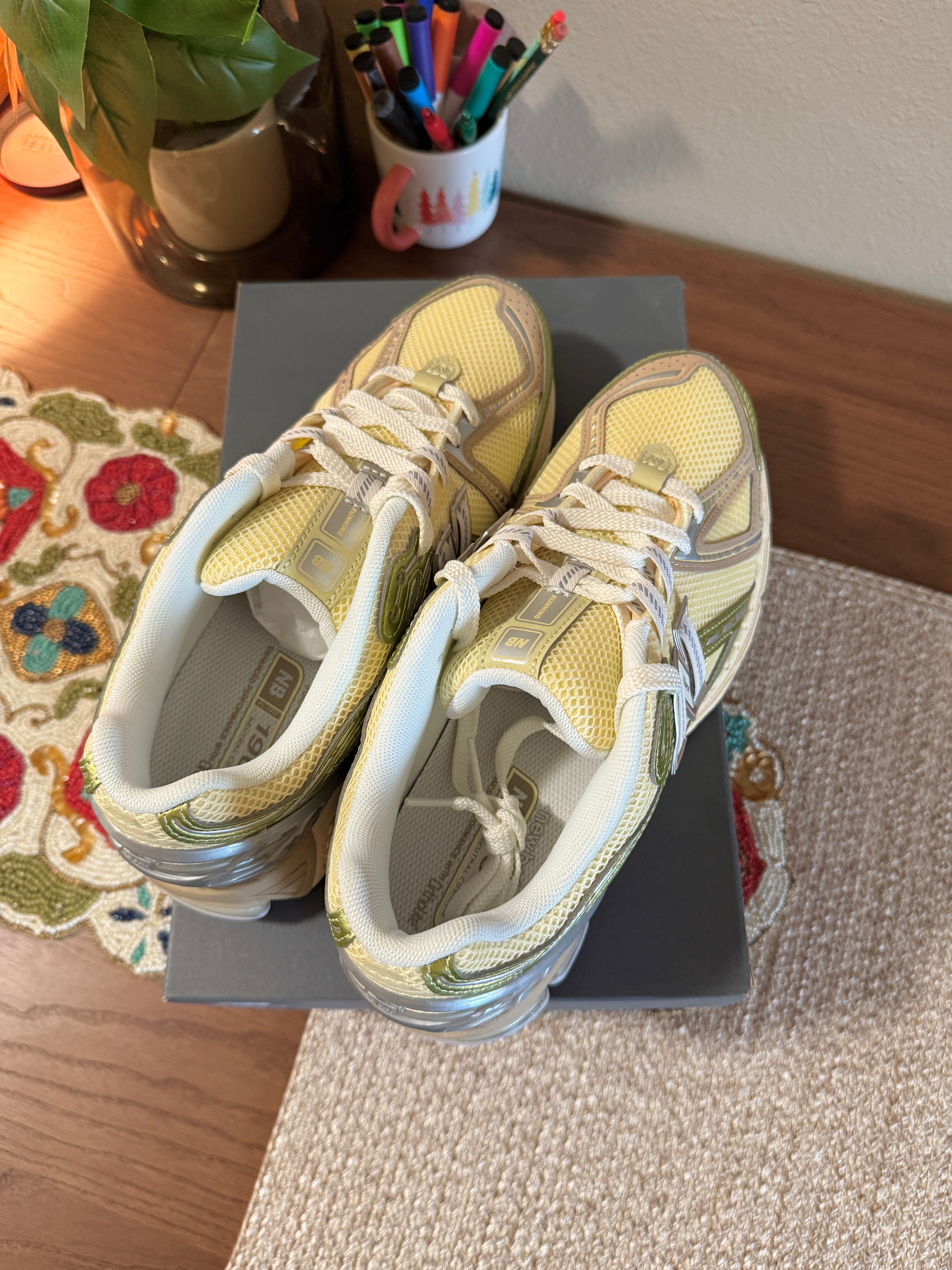New Balance 1906R Yellow Parchment Size 9