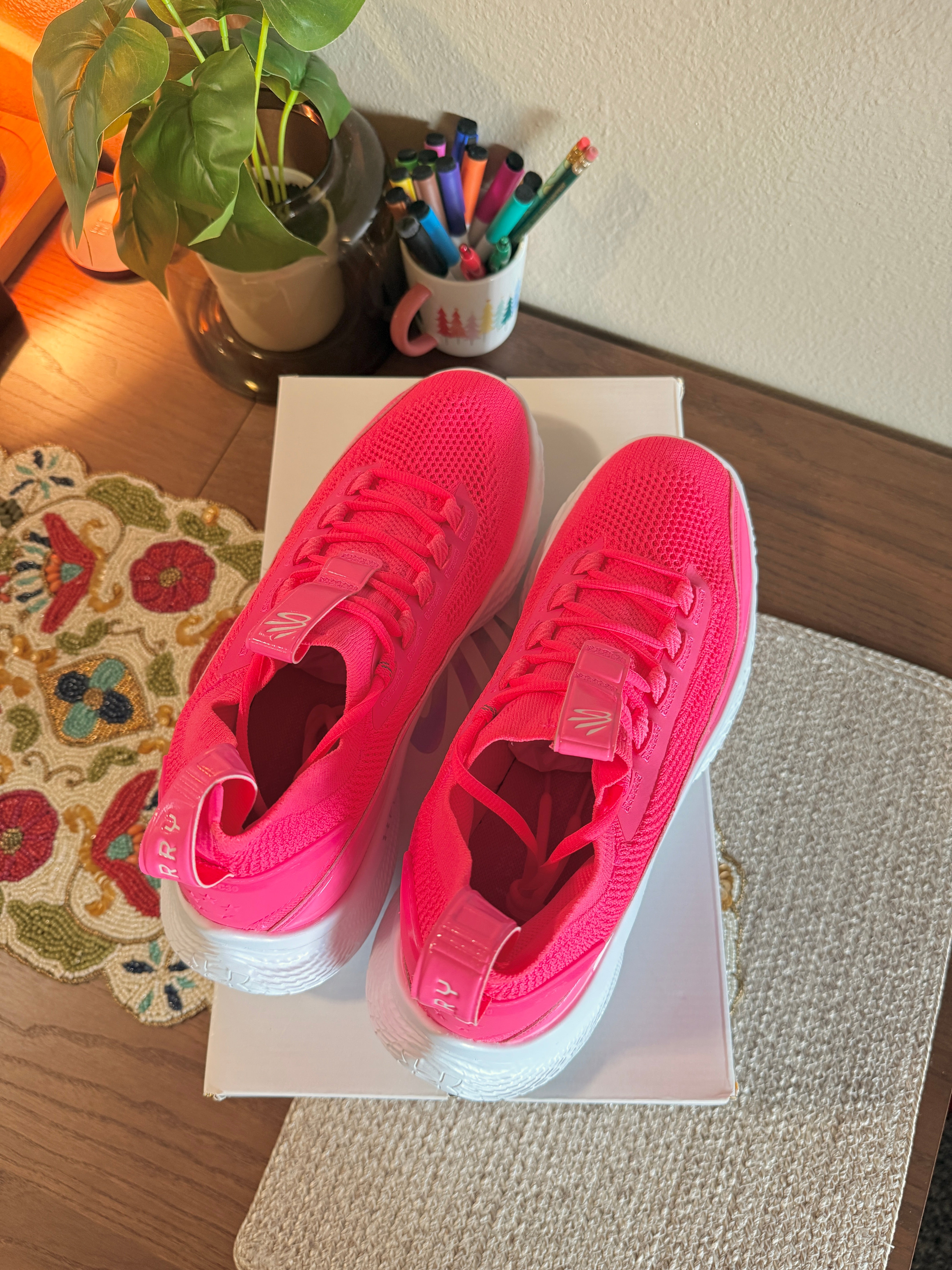 Curry Brand Curry 8 NM Pink Size 11.5