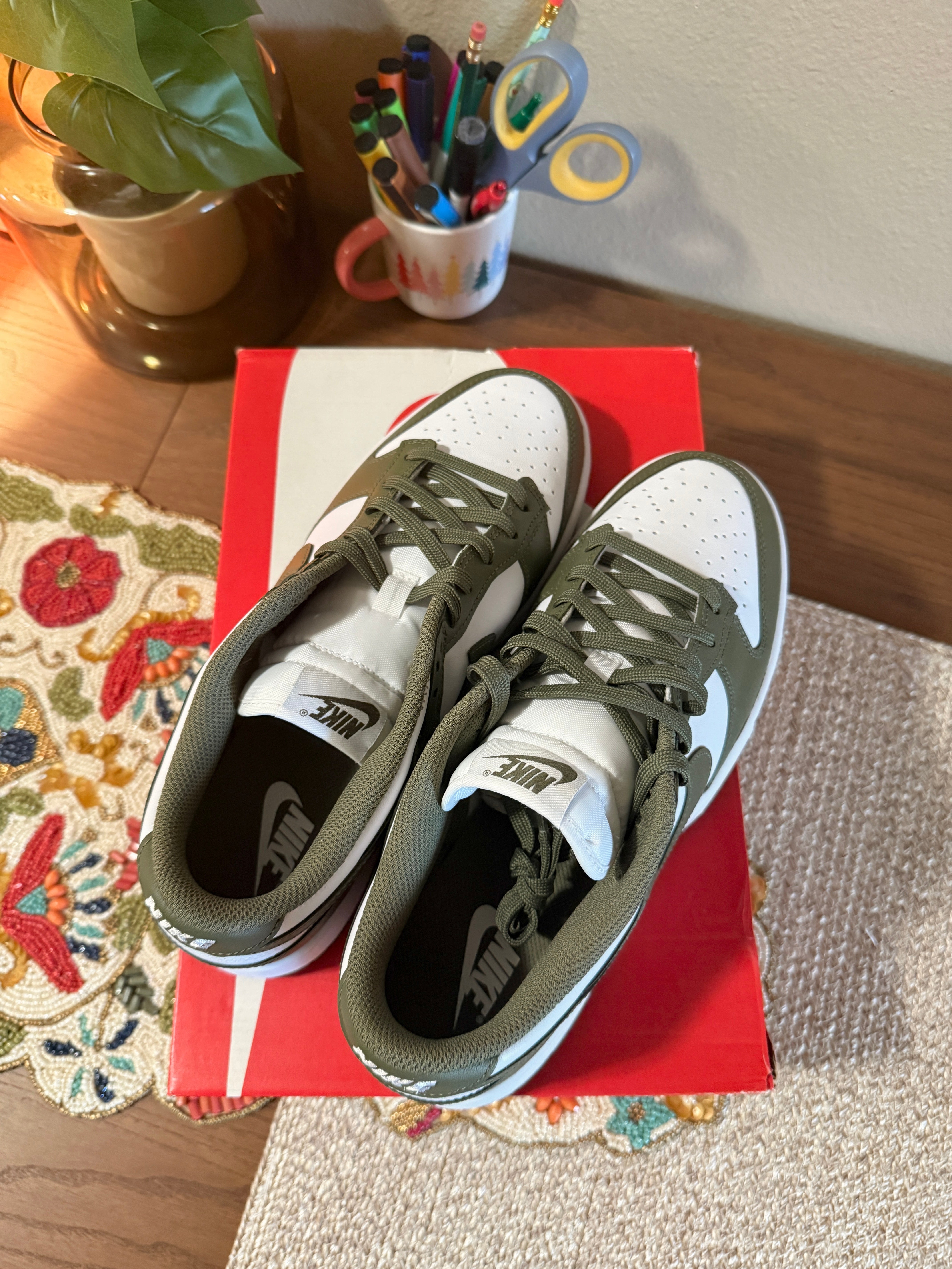 Nike Dunk Low Medium Olive Size 9.5M / 11W
