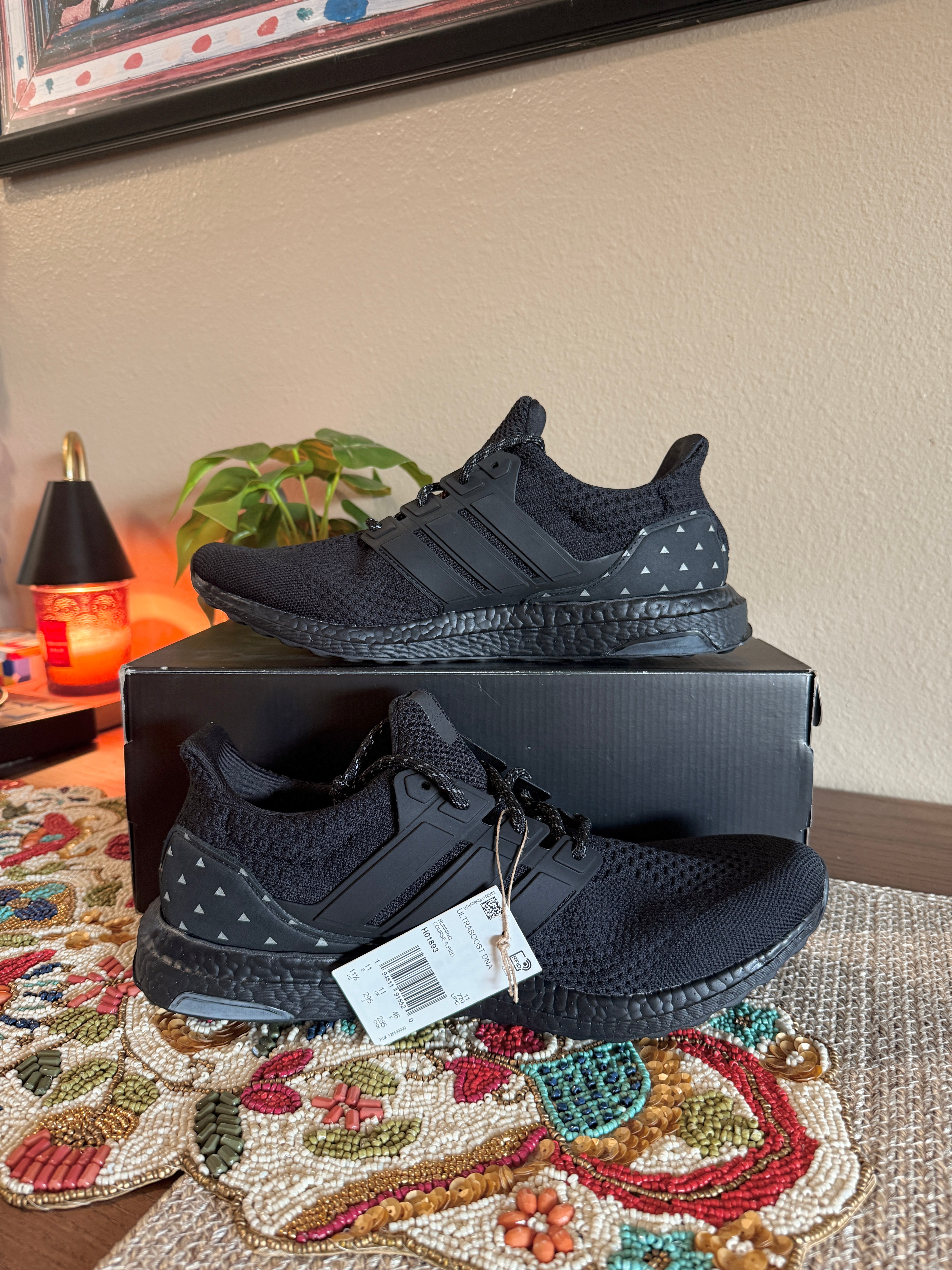 adidas Ultra Boost DNA Pharrell x Parley Black Future Size 11.5