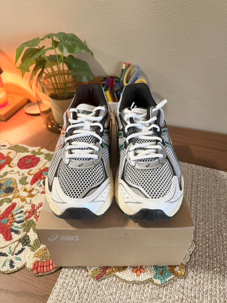 Asics GT-2160 White Jasper Green Size 8