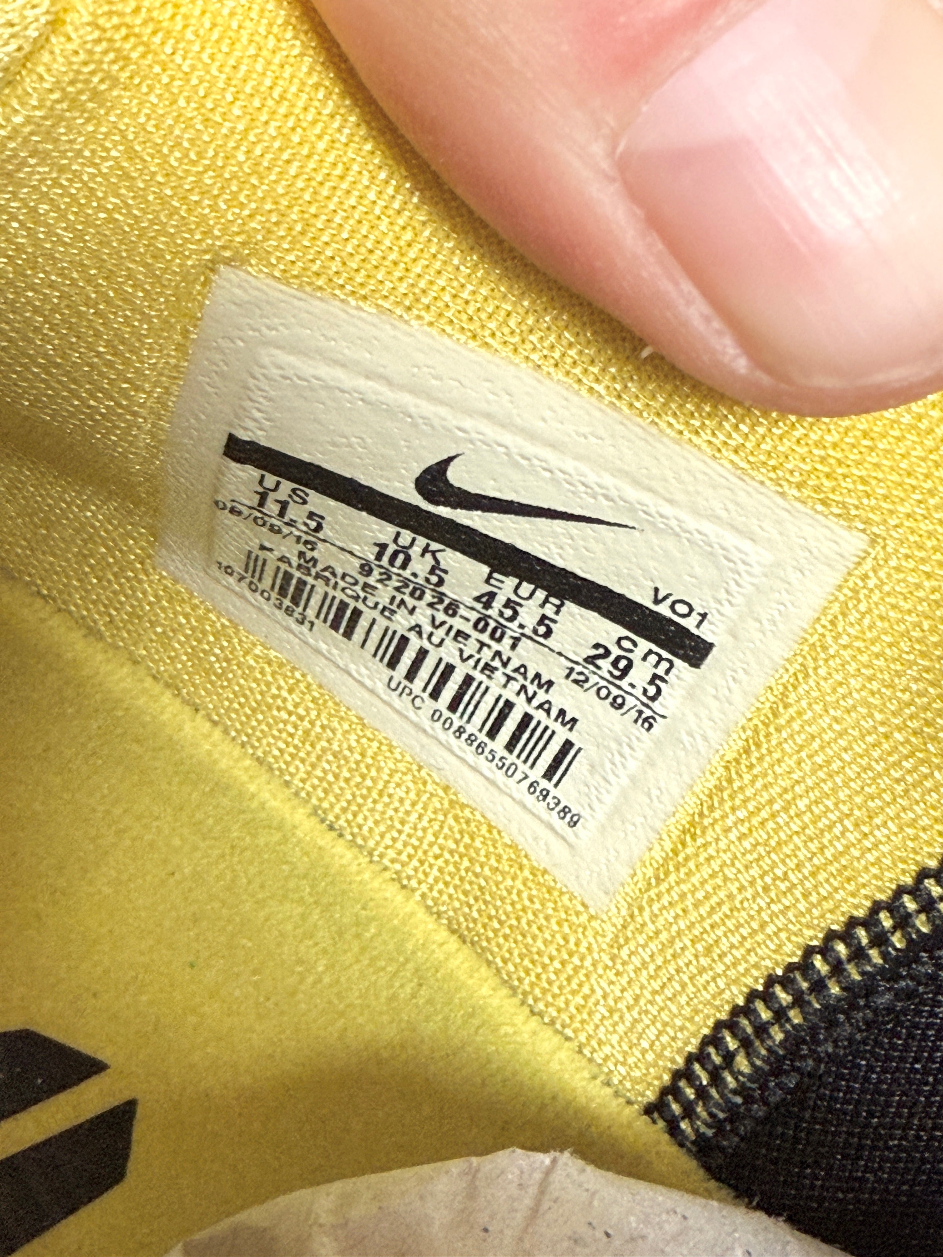 Nike Kobe A.D. Oregon Size 11.5