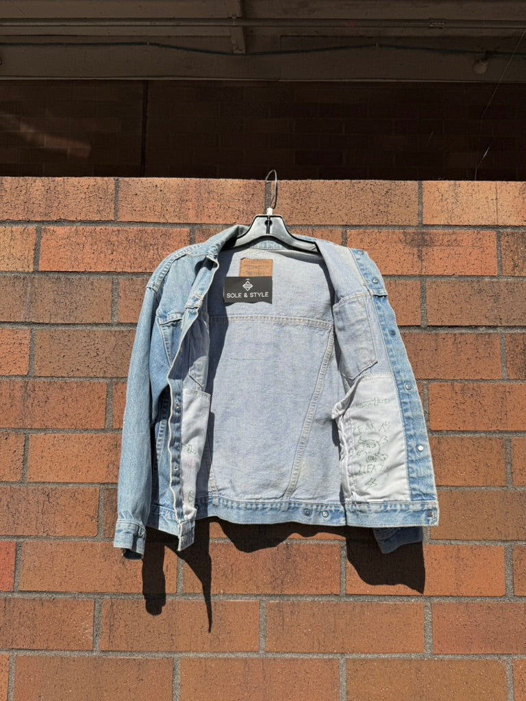 90s Levi's Type 3 Hippie Light Wash Denim Jacket Sz Small
