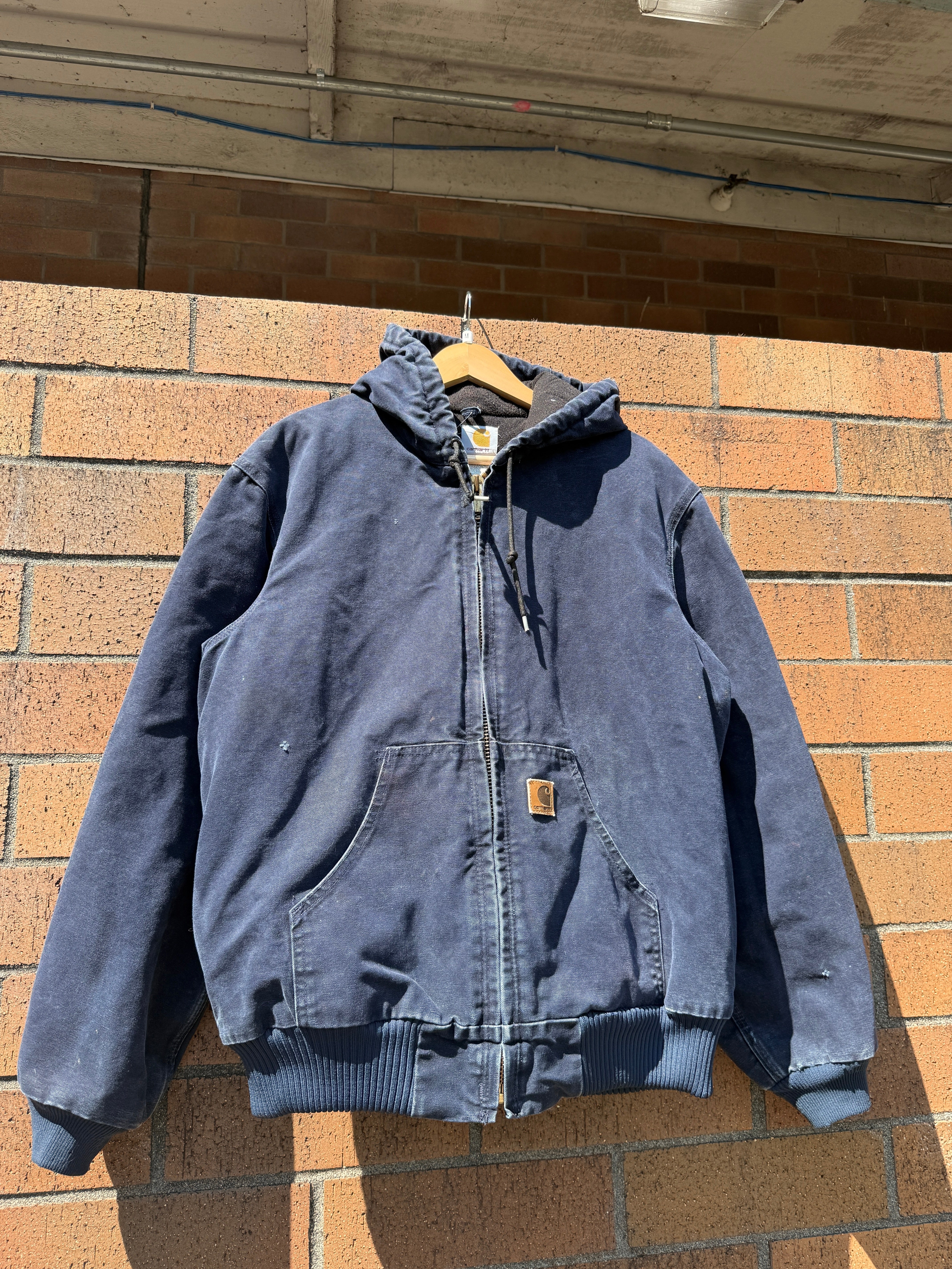 2003 Carhartt Navy Blue Hooded Active Jacket Size M