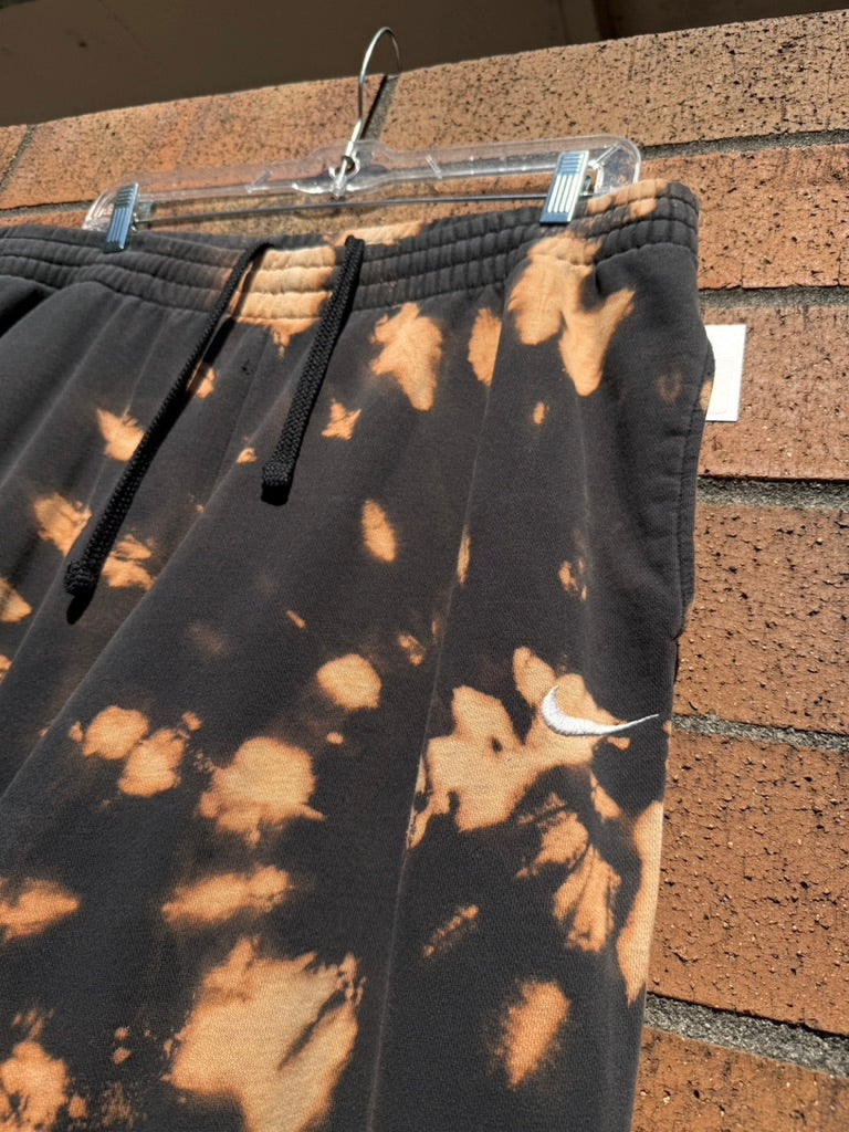 Nike Hand Dyed Relaxed Fit Sweatpants Size L