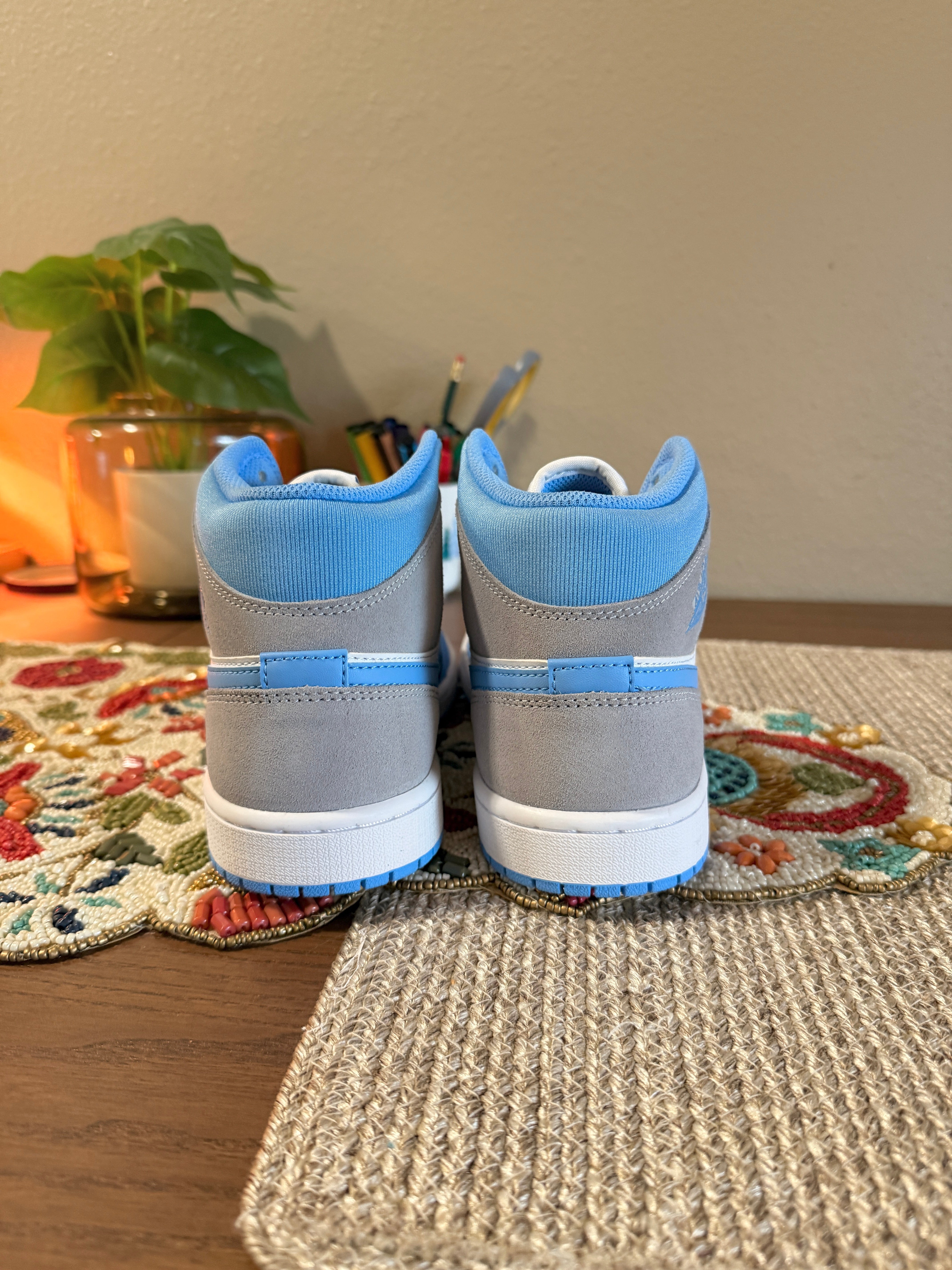 Jordan 1 Mid University Blue Grey Size 8.5