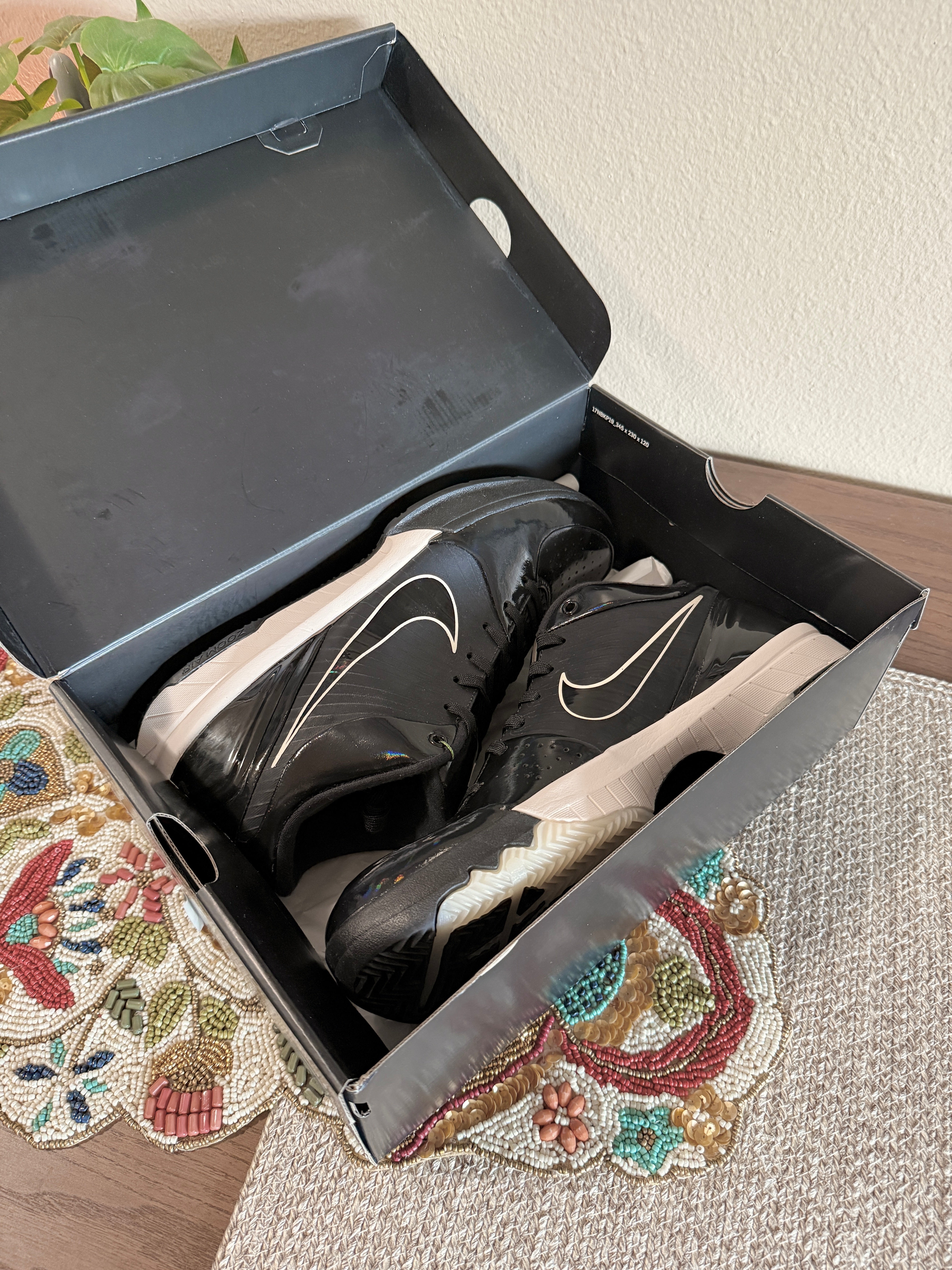 Nike Kobe 4 Protro Undefeated Black Mamba Size 11.5
