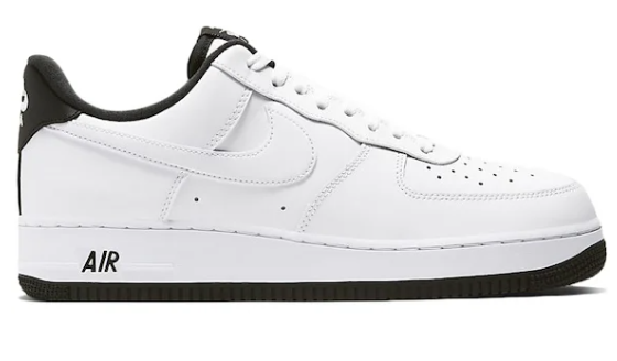 Nike Air Force 1 Low '07 White Black (SIZE 12/YELLOWING)