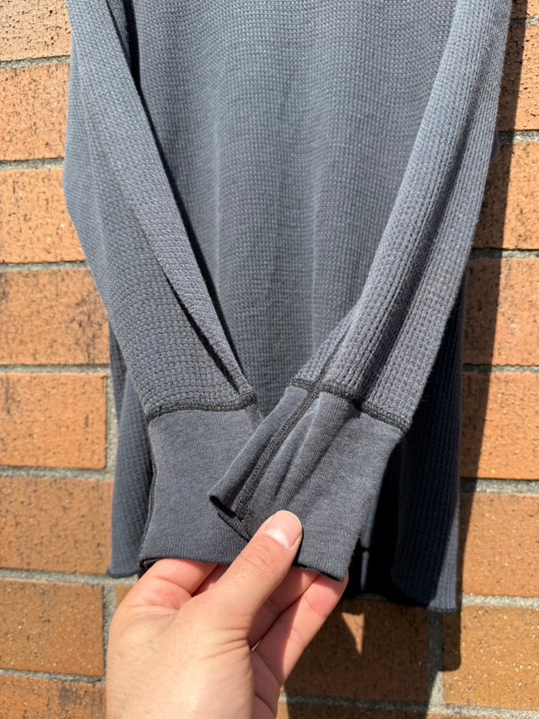 90s Greatland Apparel Black Thermal Shirt Size L