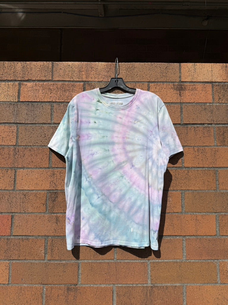 Y2K Nike Hand Dyed Swoosh Tee Size L