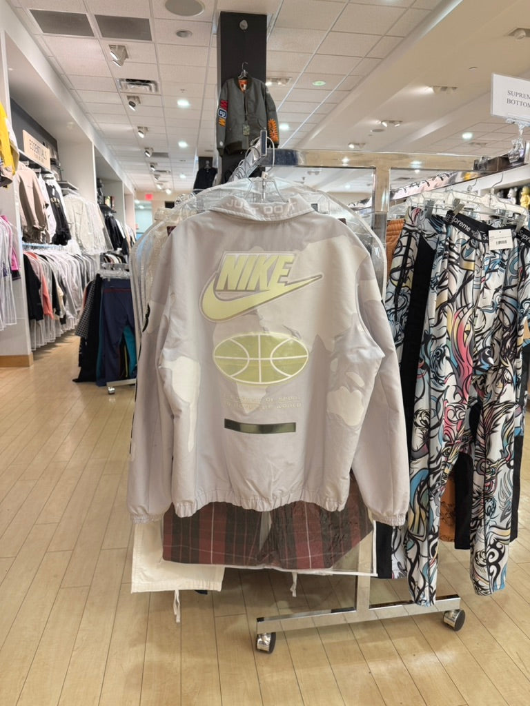 Nike x Pigalle Story Coach Jacket Size M USED
