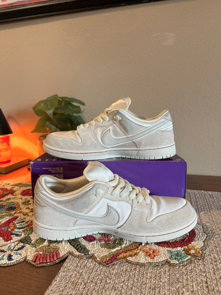 Nike SB Dunk Low City of Love Size 11 USED