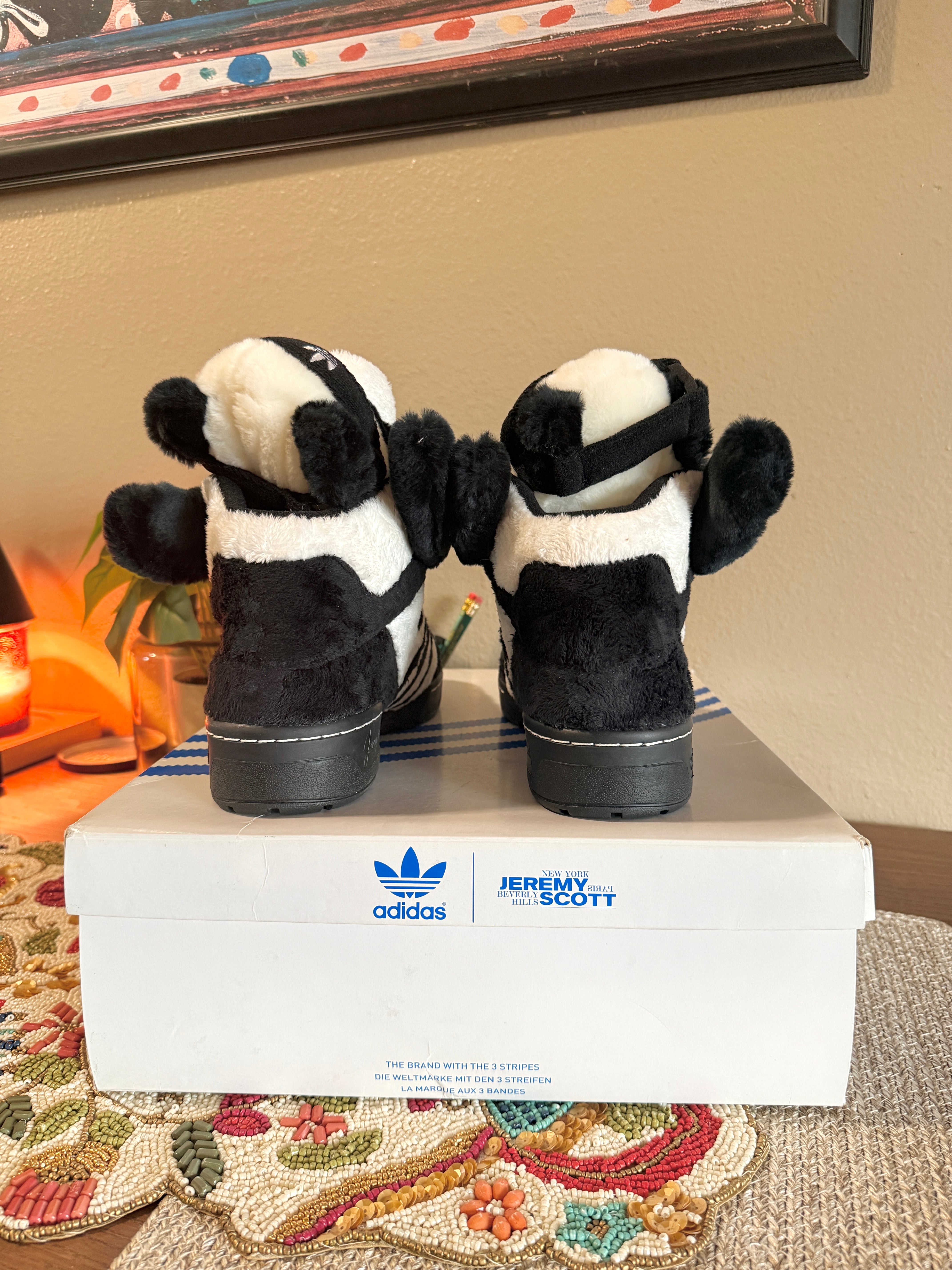 adidas JS Wings Panda Bear Size 11.5