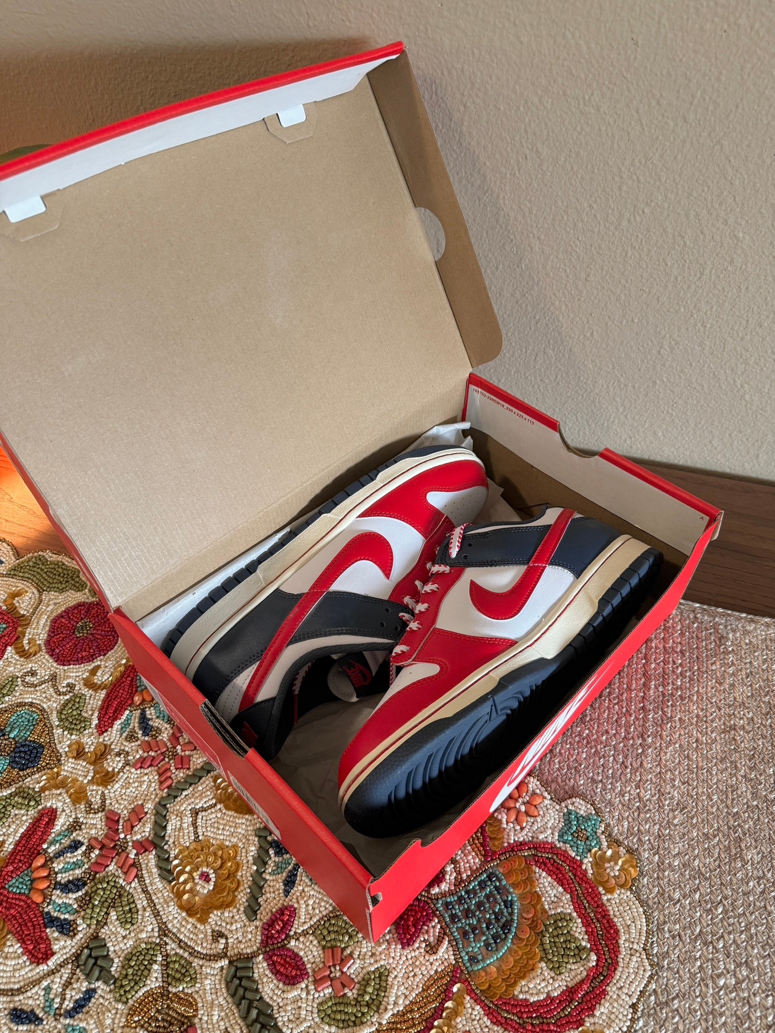 Nike Dunk Low Boston Red Sox Size 9