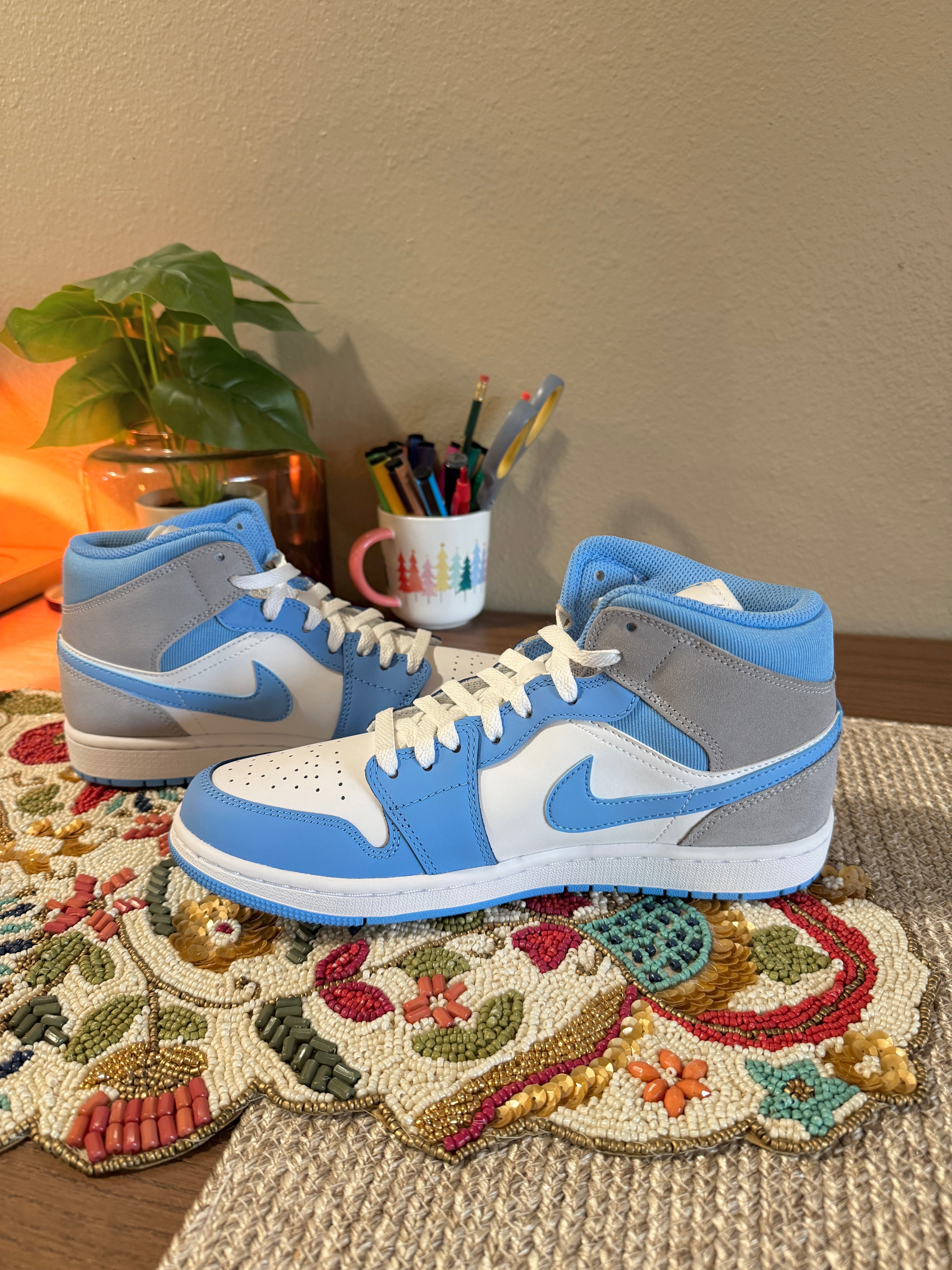 Jordan 1 Mid University Blue Grey Size 8.5