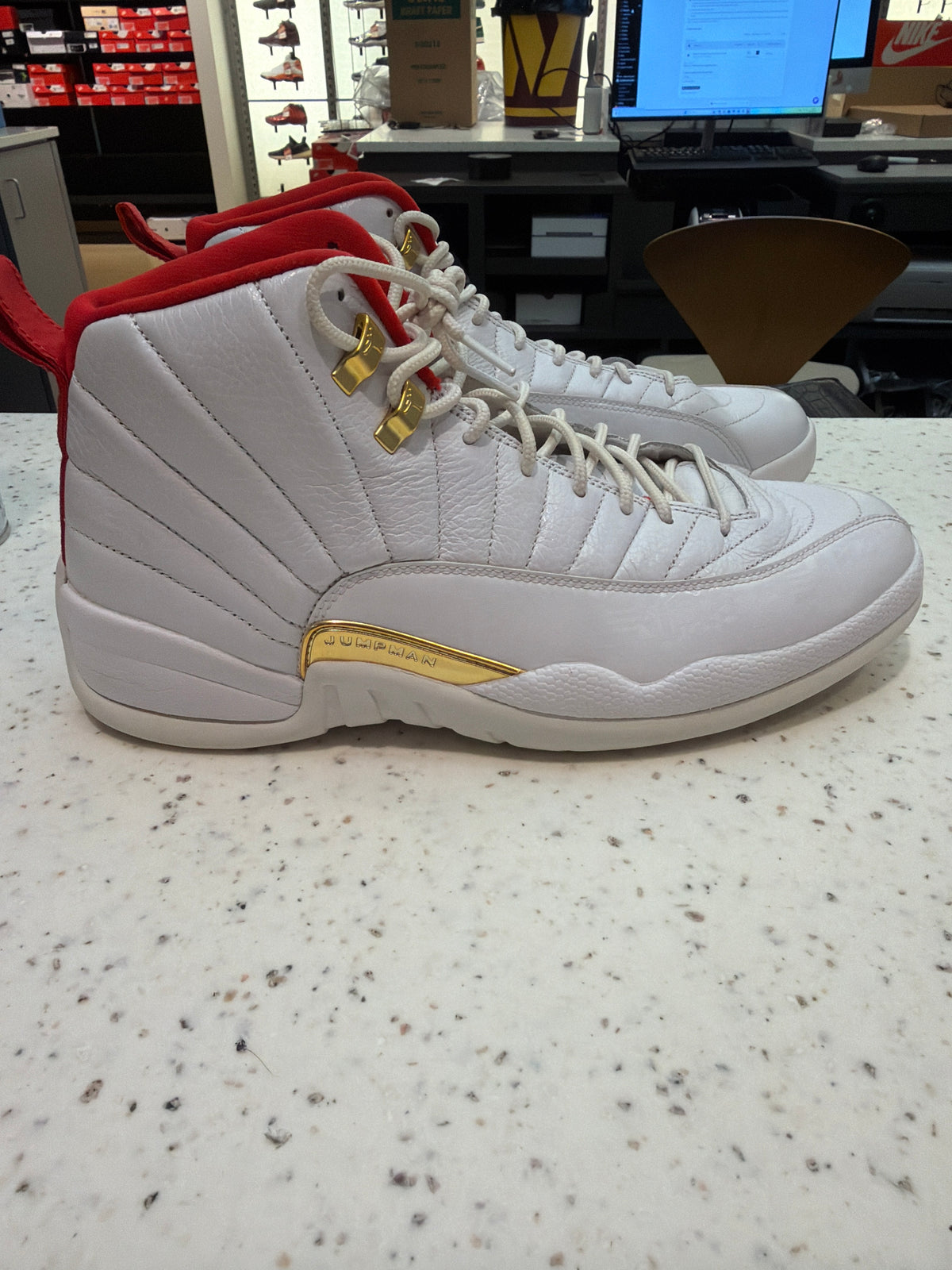 Jordan 12 Retro FIBA (2019) SZ 12 USED NO BOX