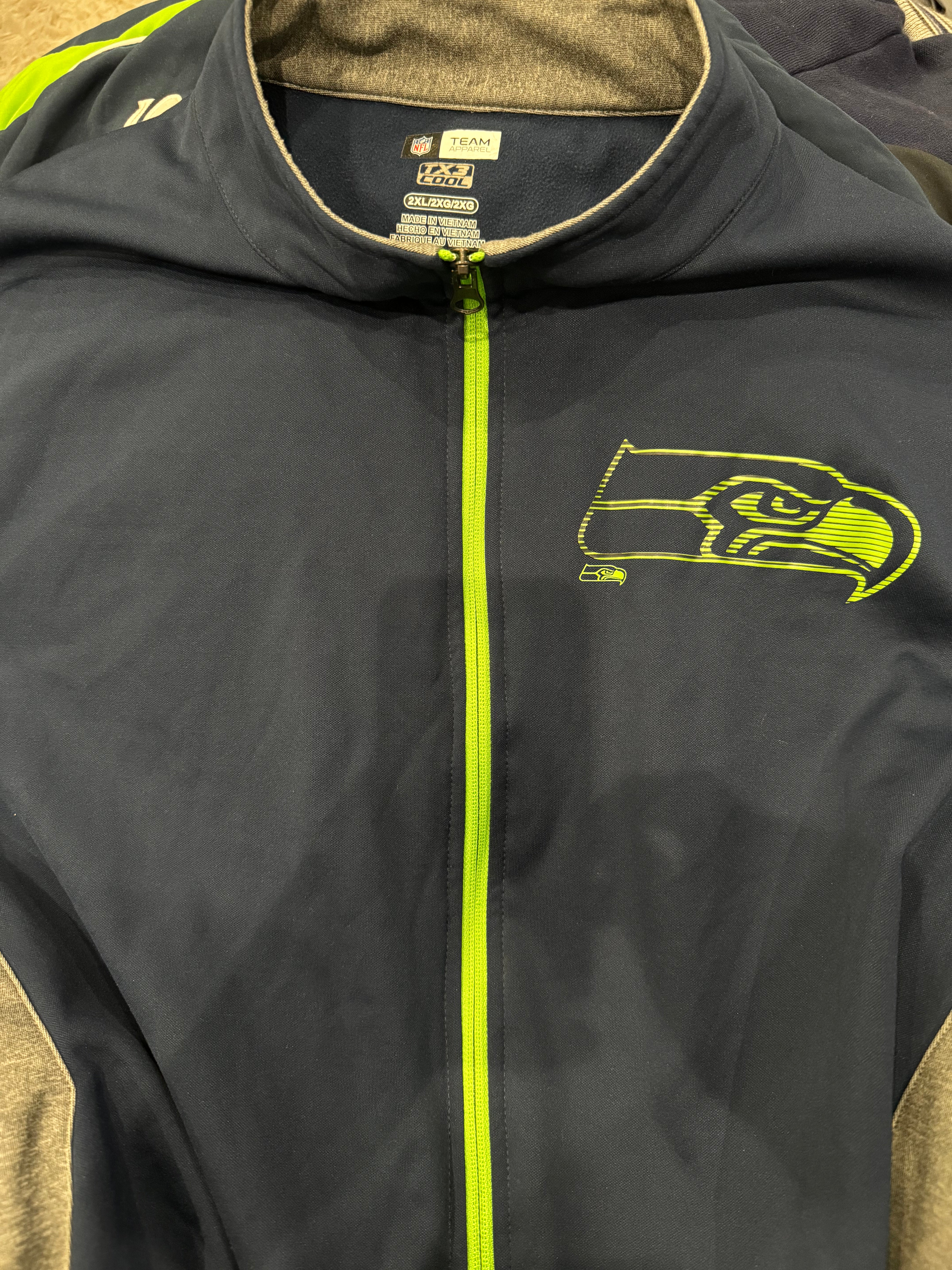 Seahawks Team Apparel Zip up Sz 2XL