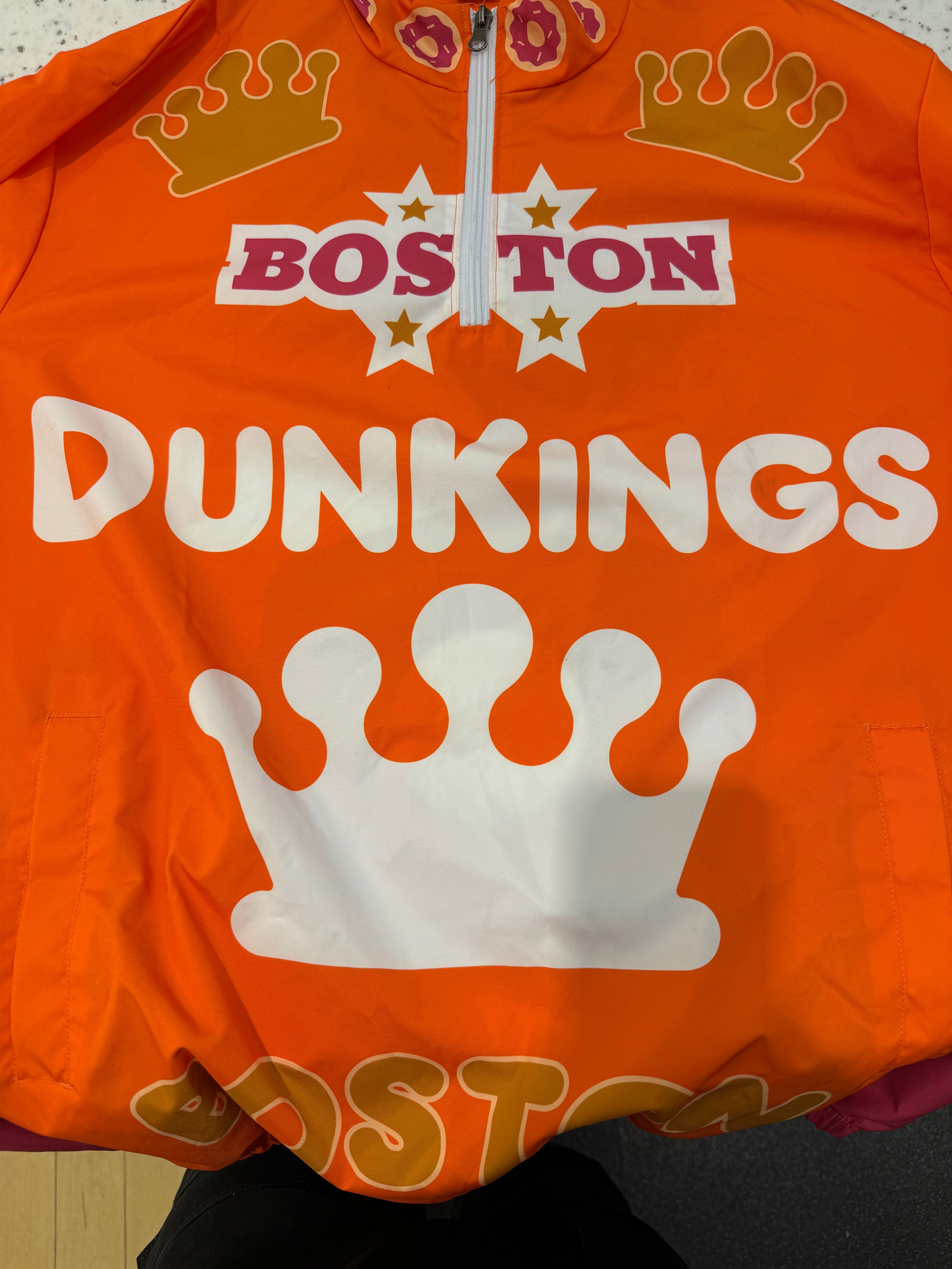 Boston Dunkings Sz XL