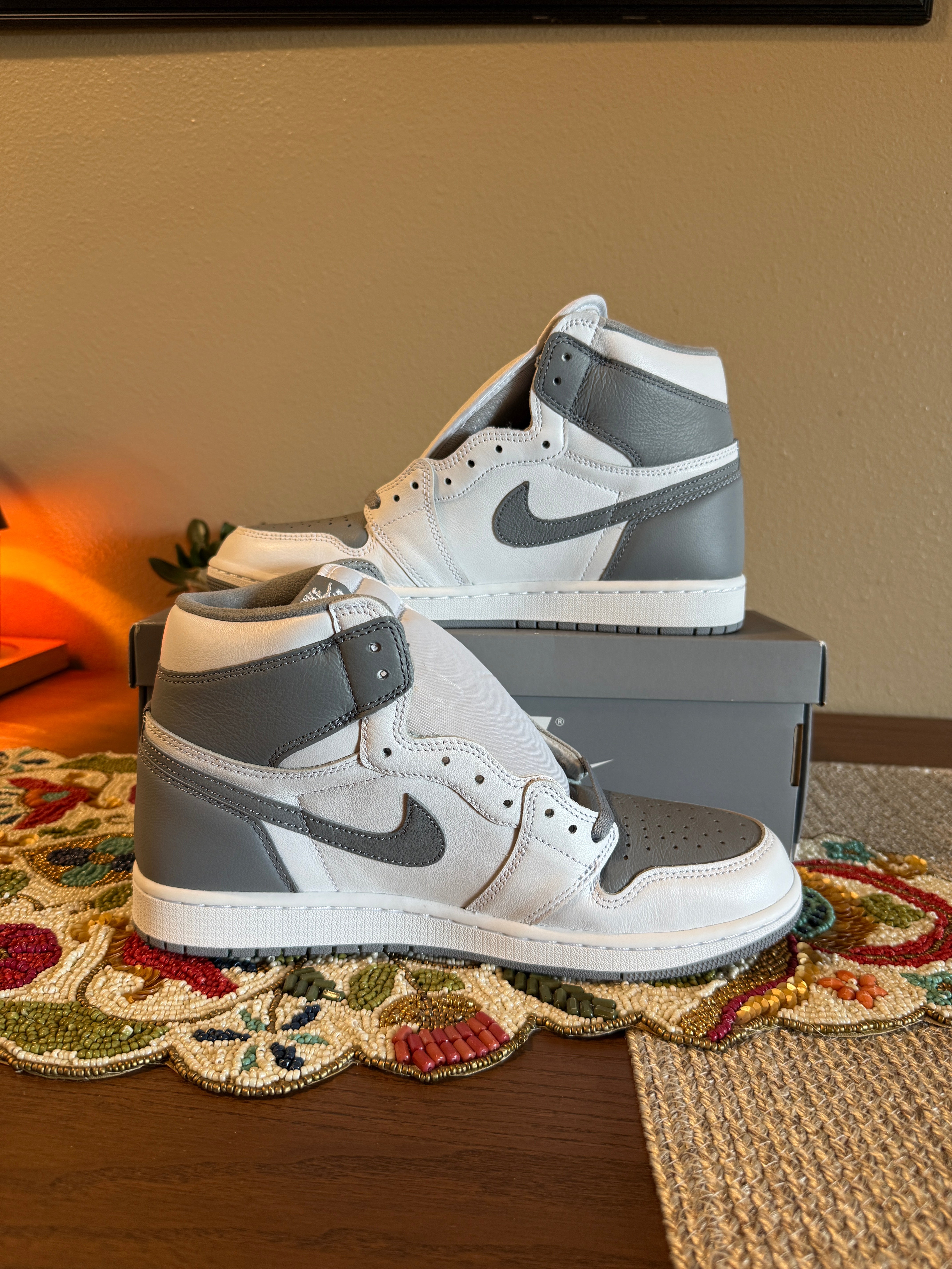 Jordan 1 Retro High OG Stealth Size 10