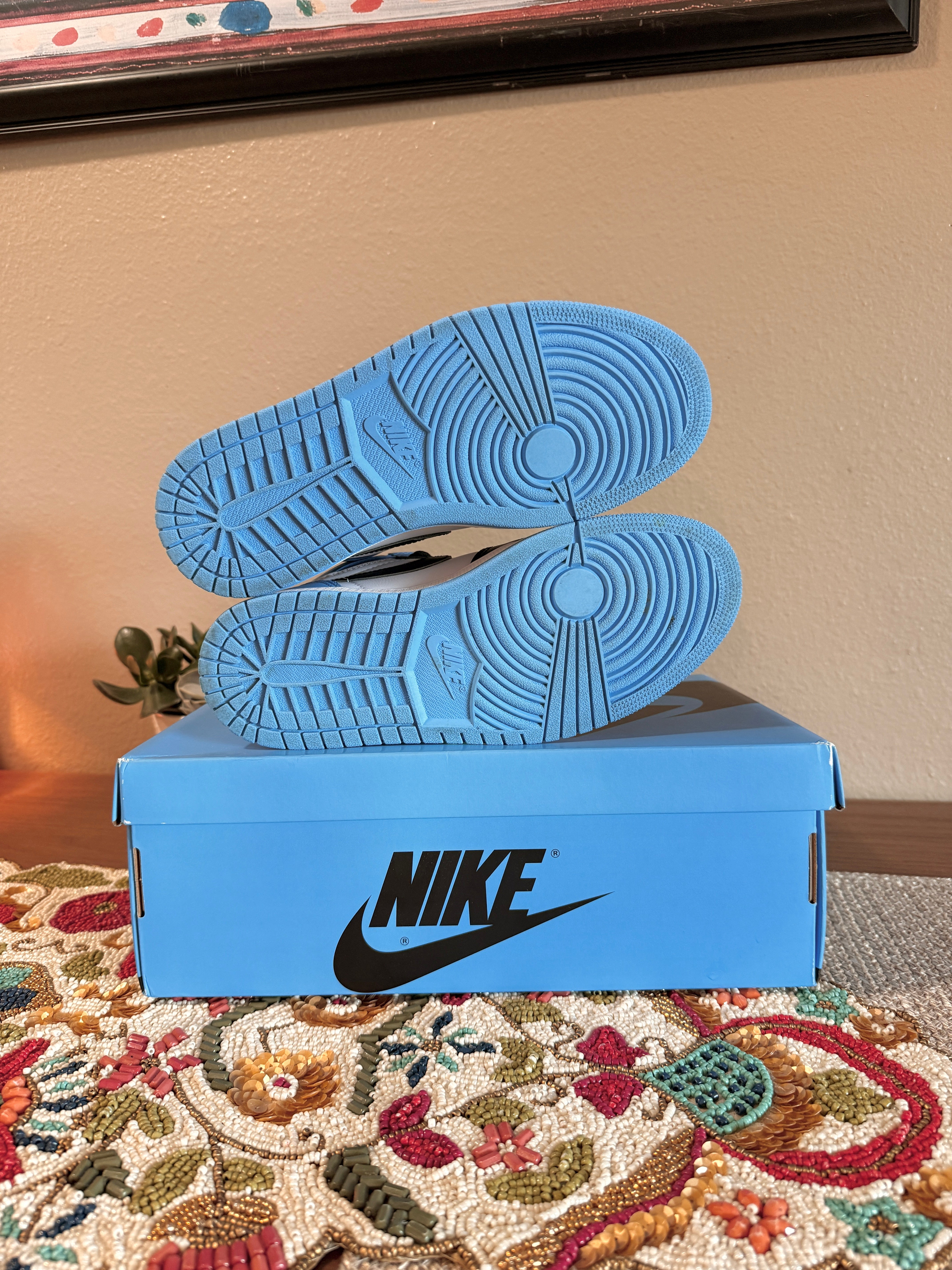 Jordan 1 Retro High OG UNC Toe Size 6 USED