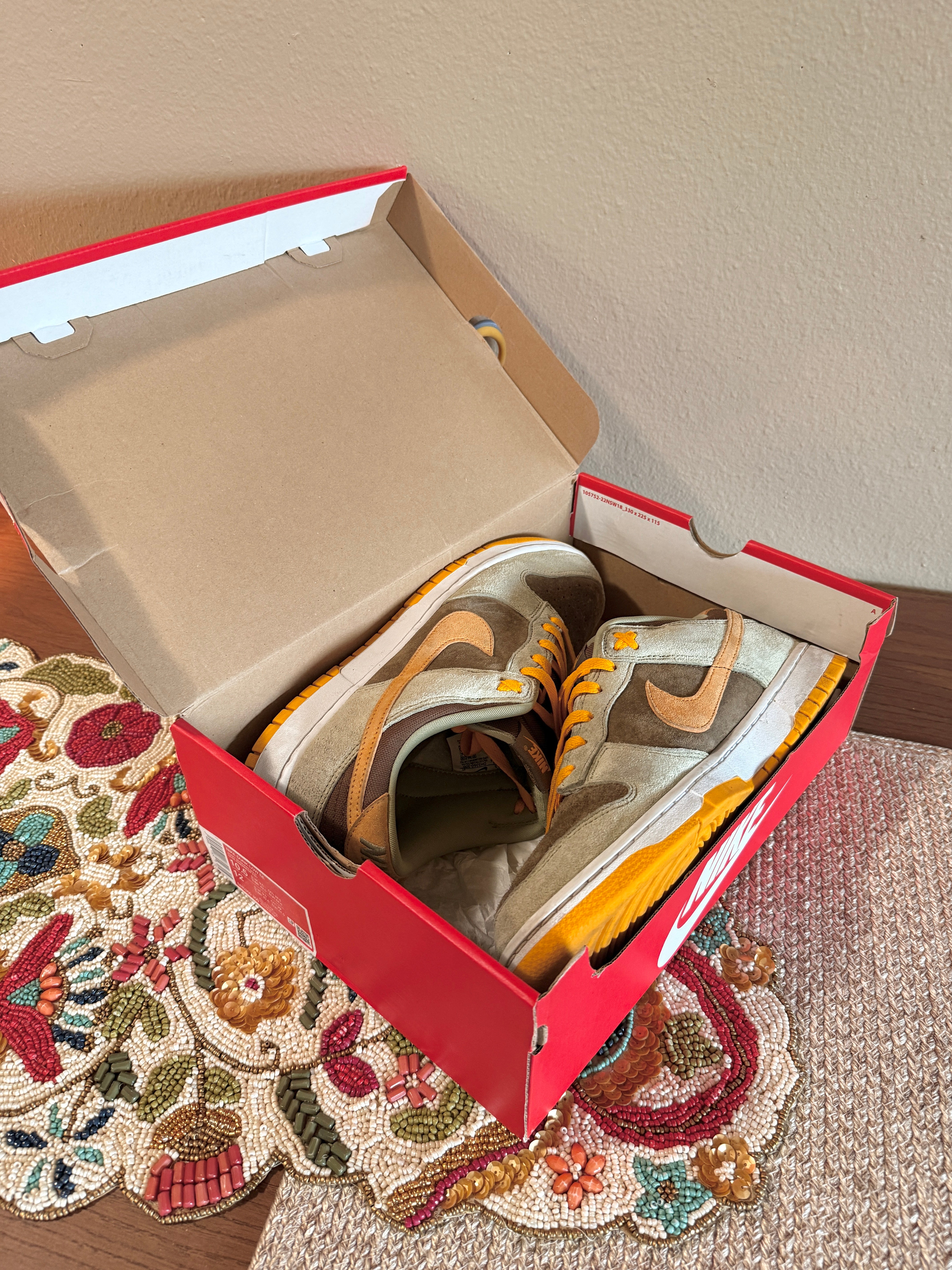 Nike Dunk Low Dusty Olive	Size 10.5	USED
