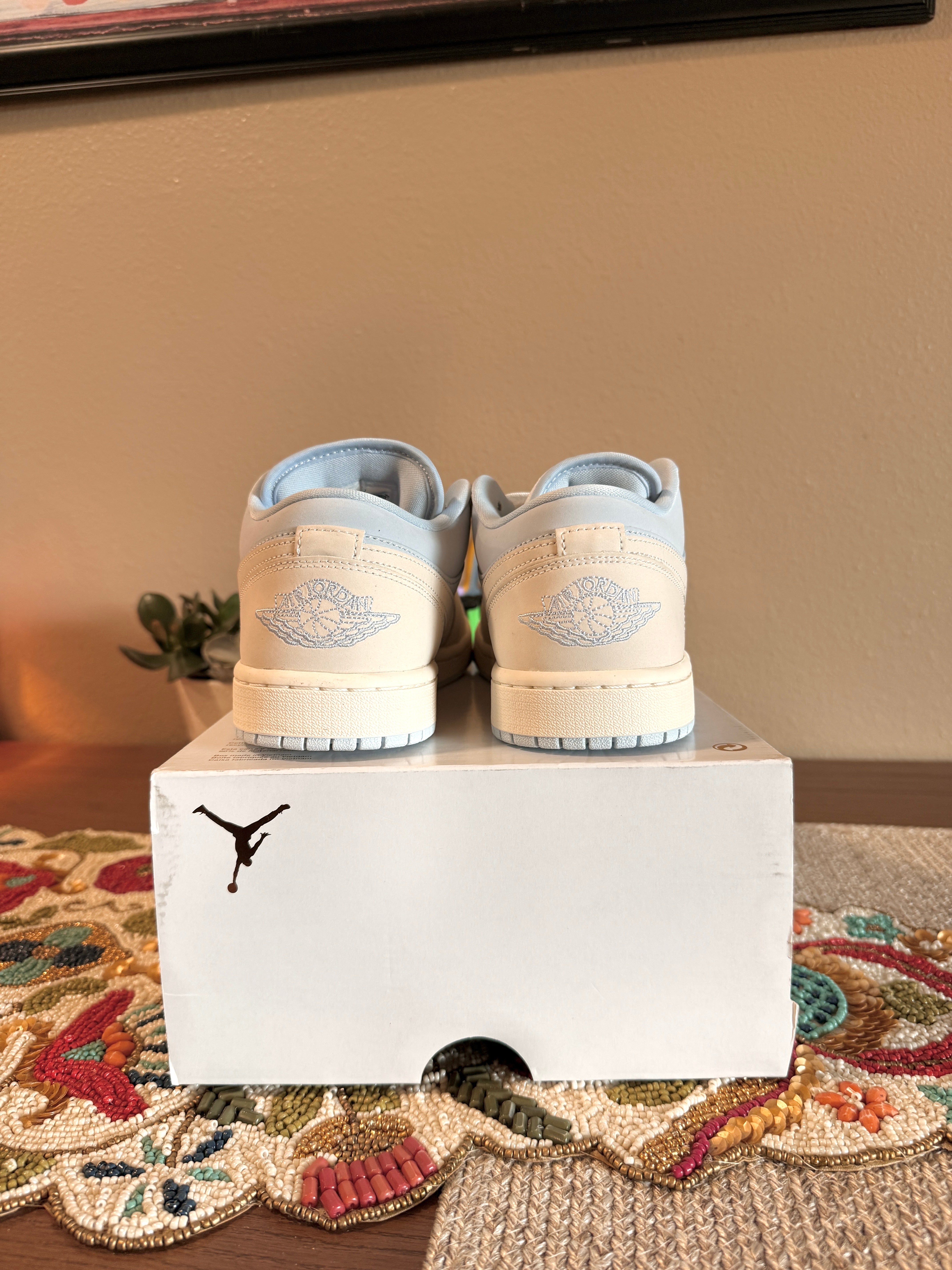 Jordan 1 Low SE Hydrogen Blue Sail Size 8 Men's MISSING LID