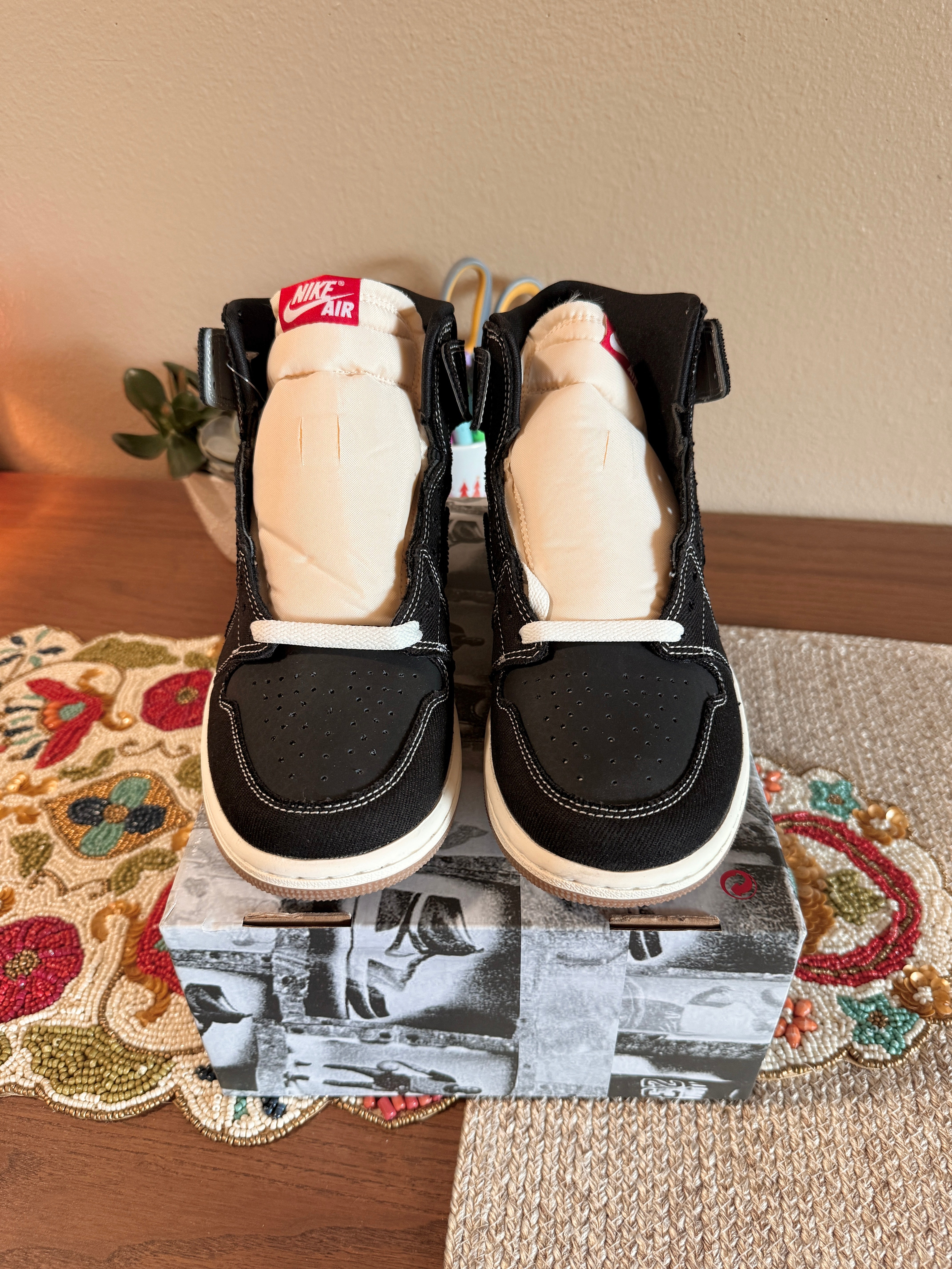 Jordan 1 Retro High OG Flight Club Size 8 MISSING LID