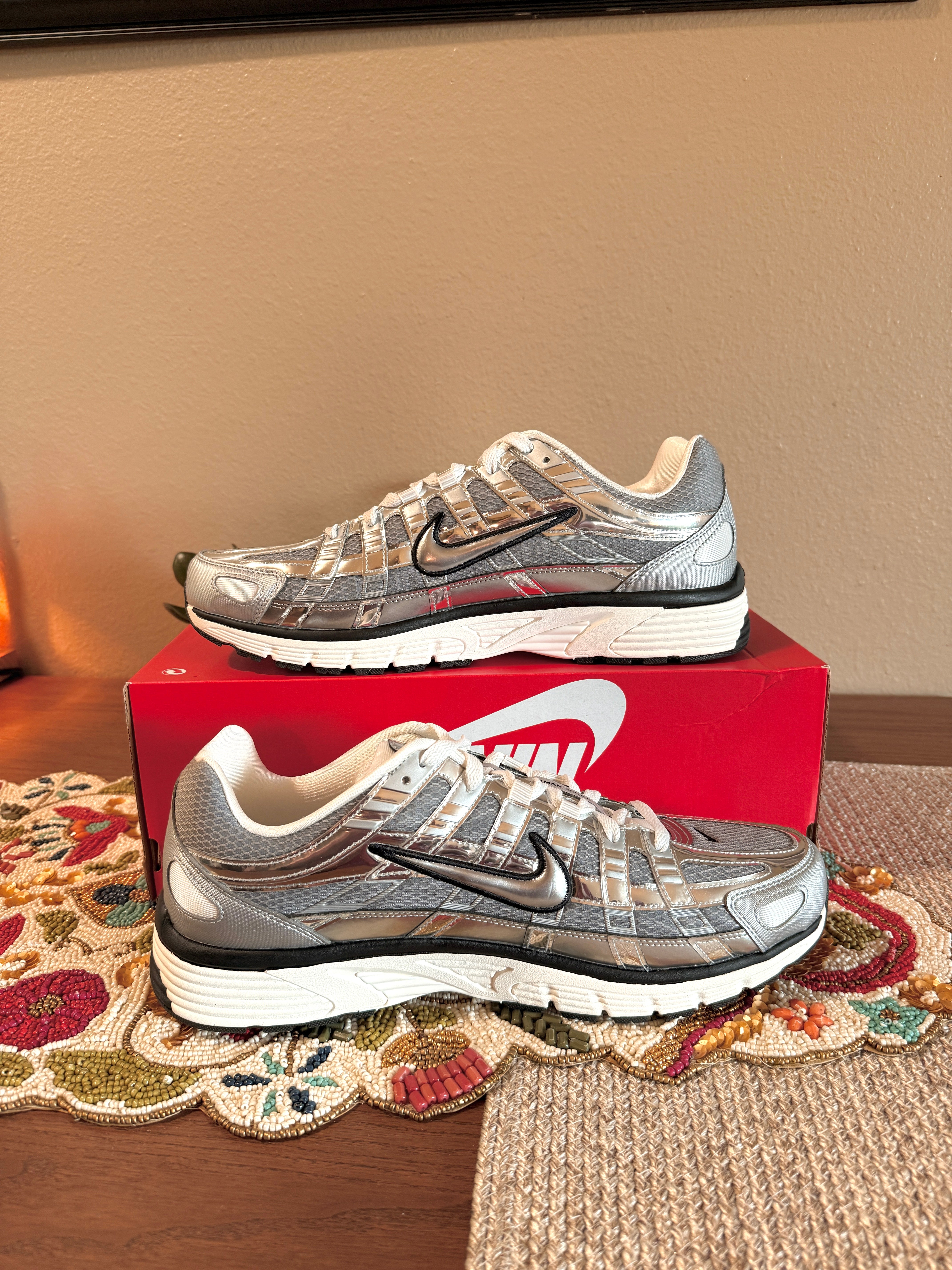 Nike P-6000 Metallic Silver Size 13 MISSING LID