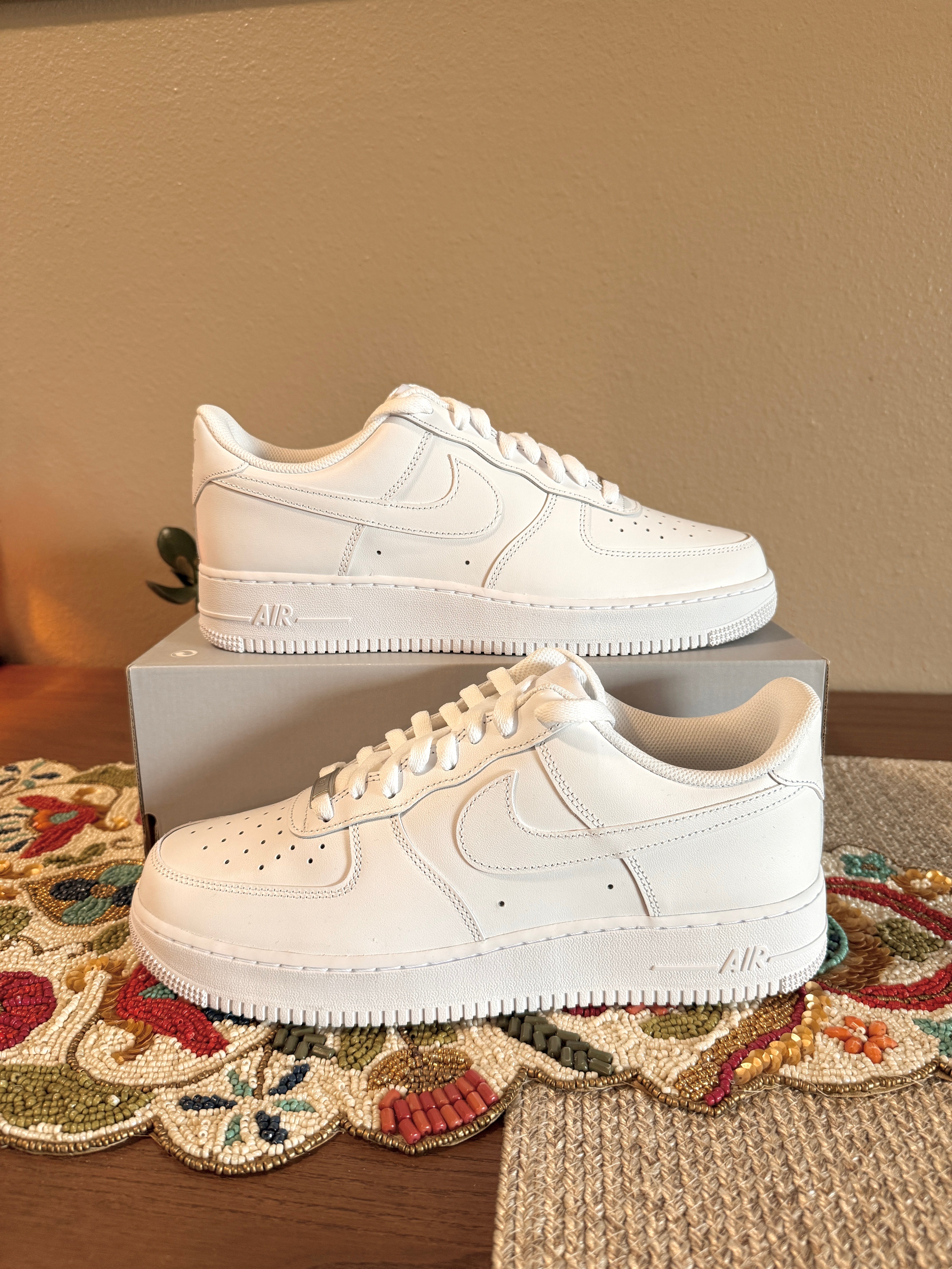Nike Air Force 1 Low '07 Triple White Size 11