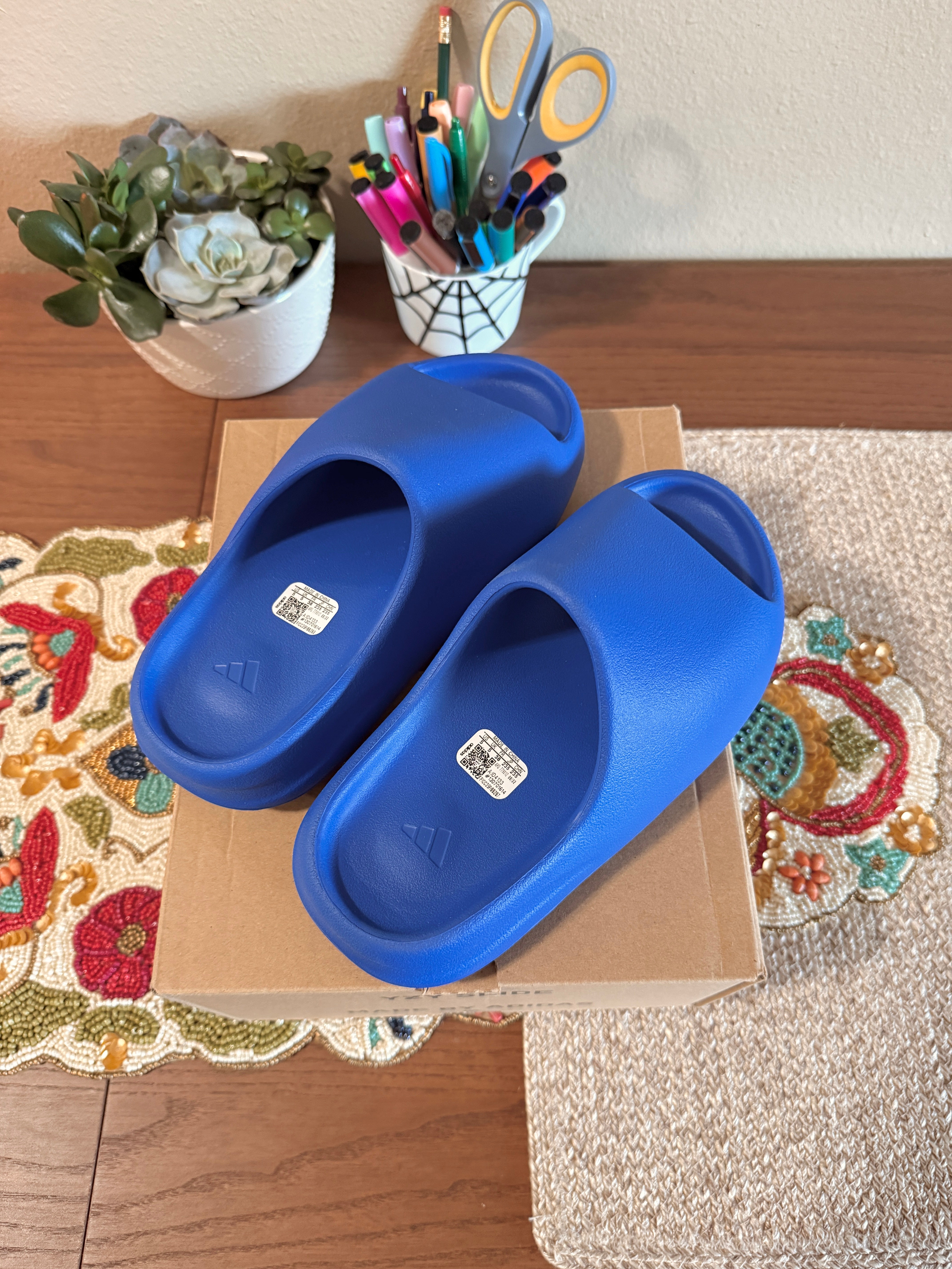 Adidas Yeezy Slides Azure Size 5