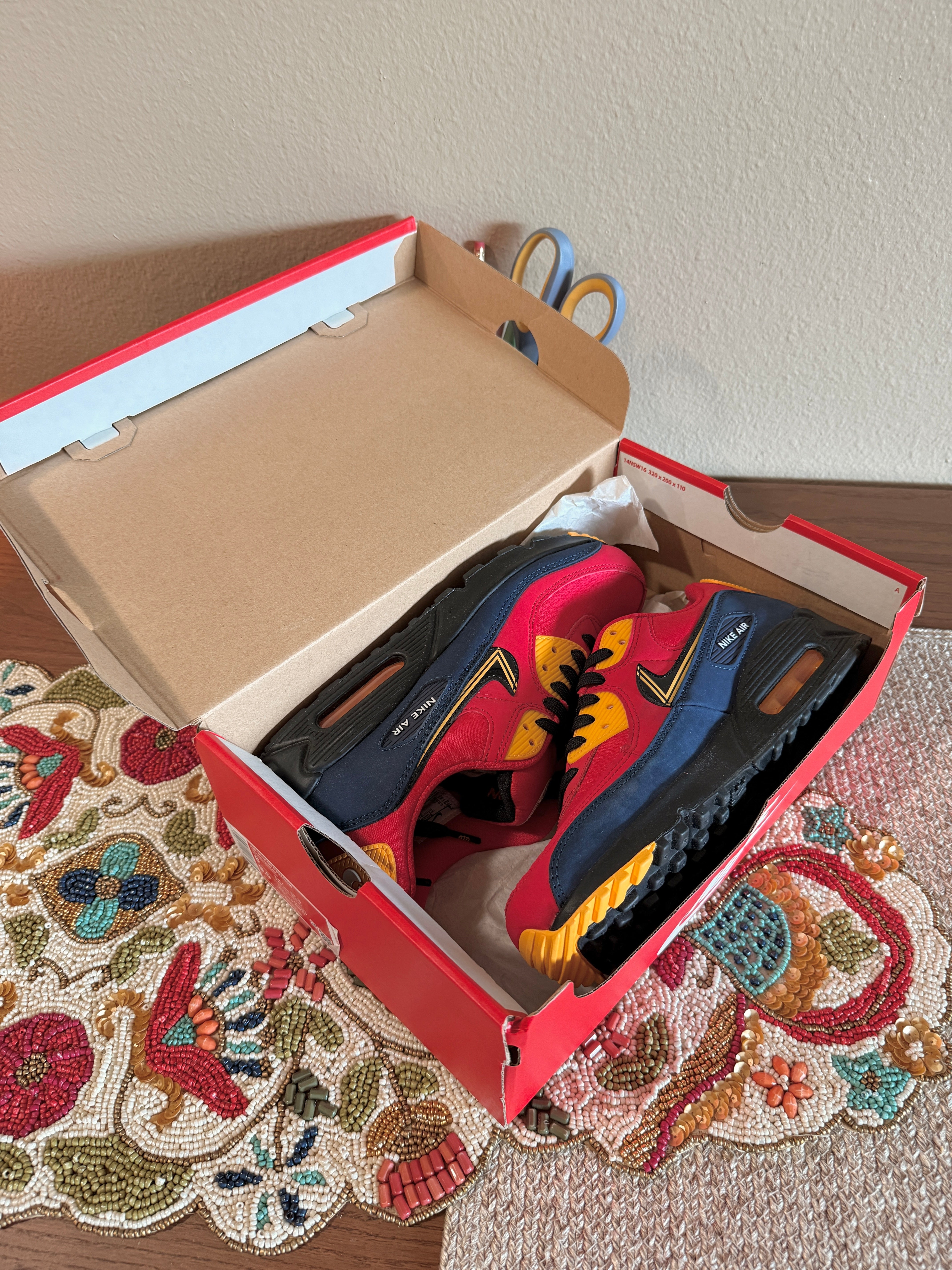 Nike Air Max 90 London City Pack (2020) Size 8