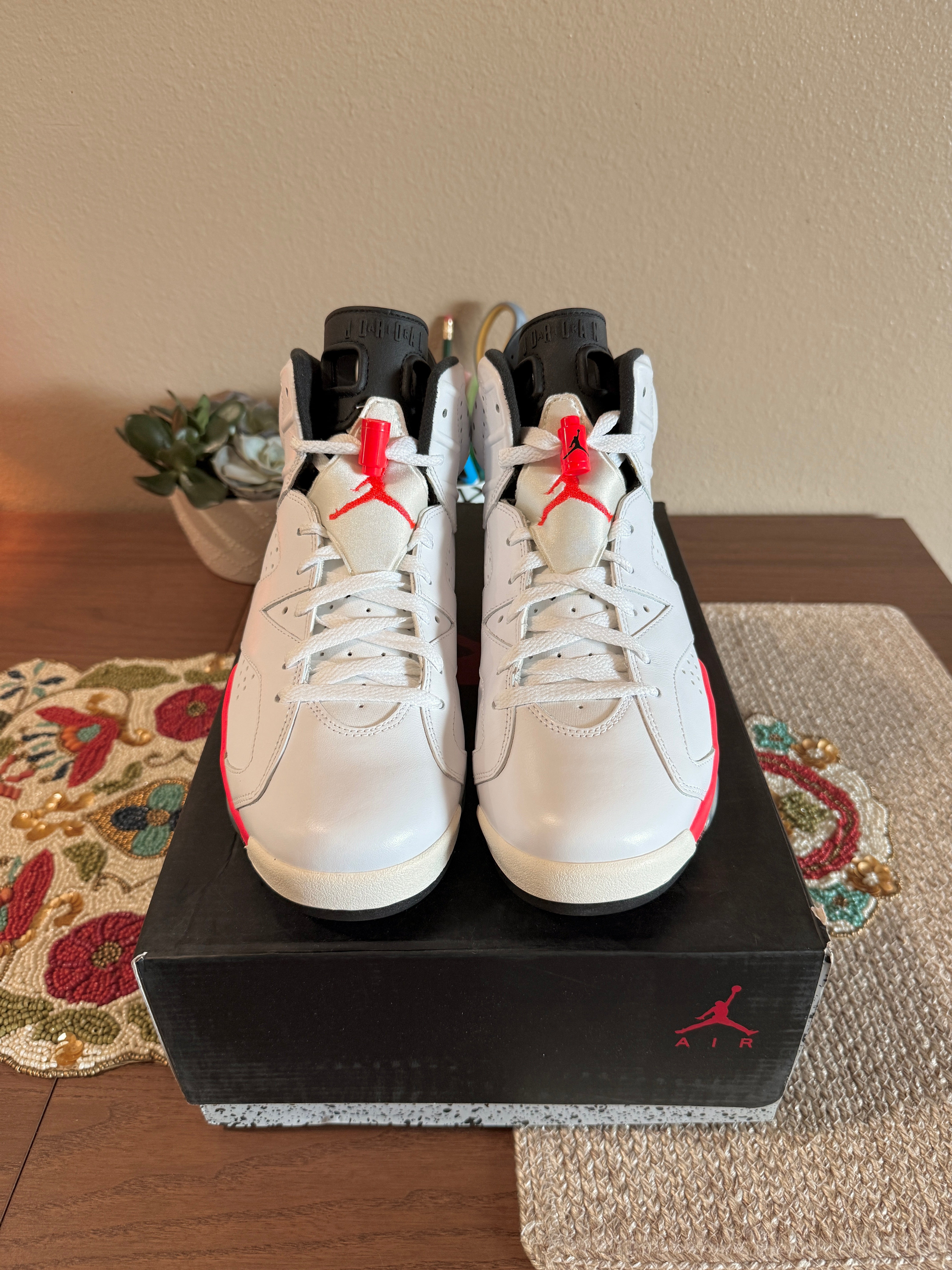 Jordan 6 Retro Infrared White (2014) Size 9 VNDS