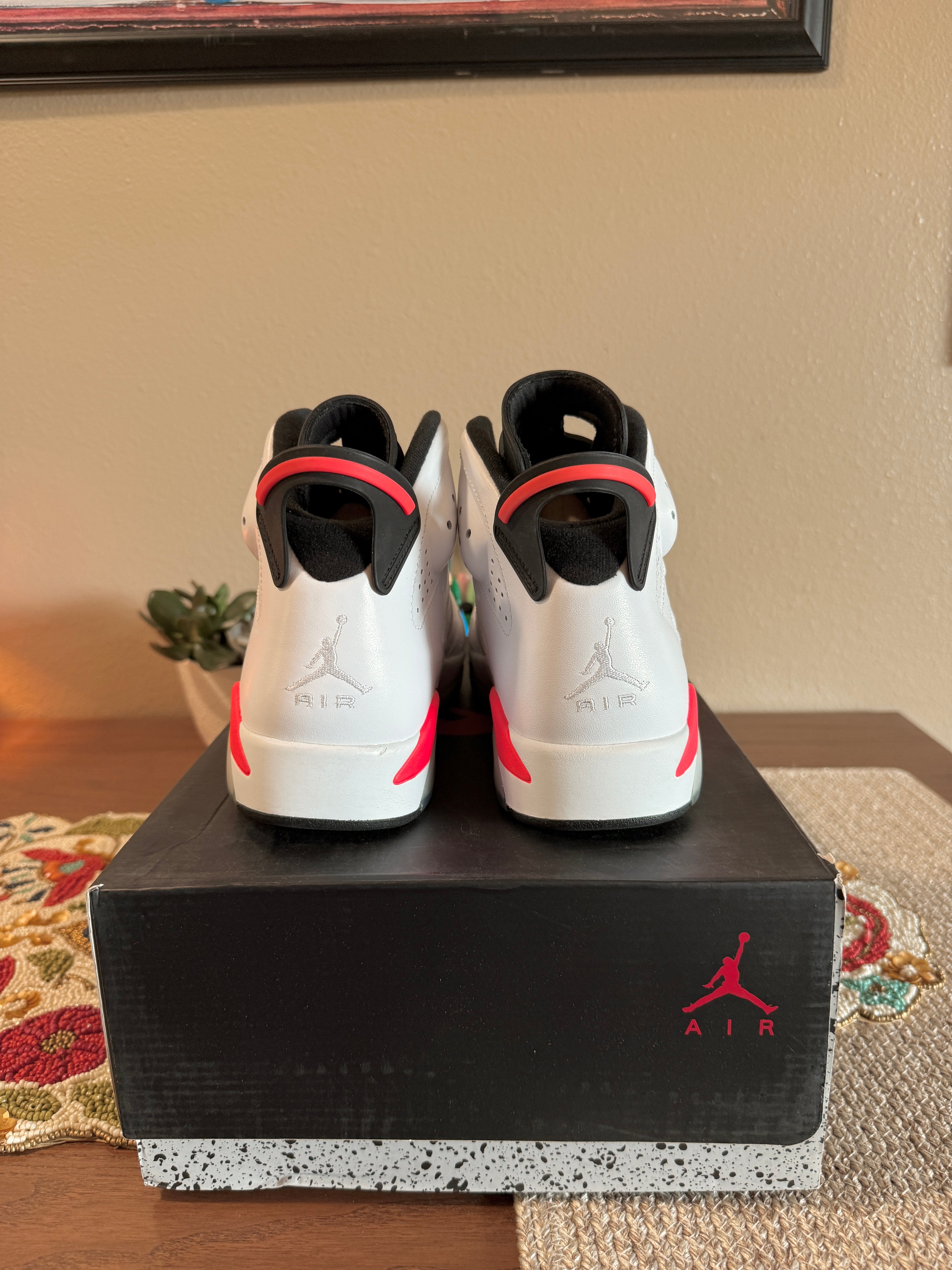 Jordan 6 Retro Infrared White (2014) Size 9 VNDS