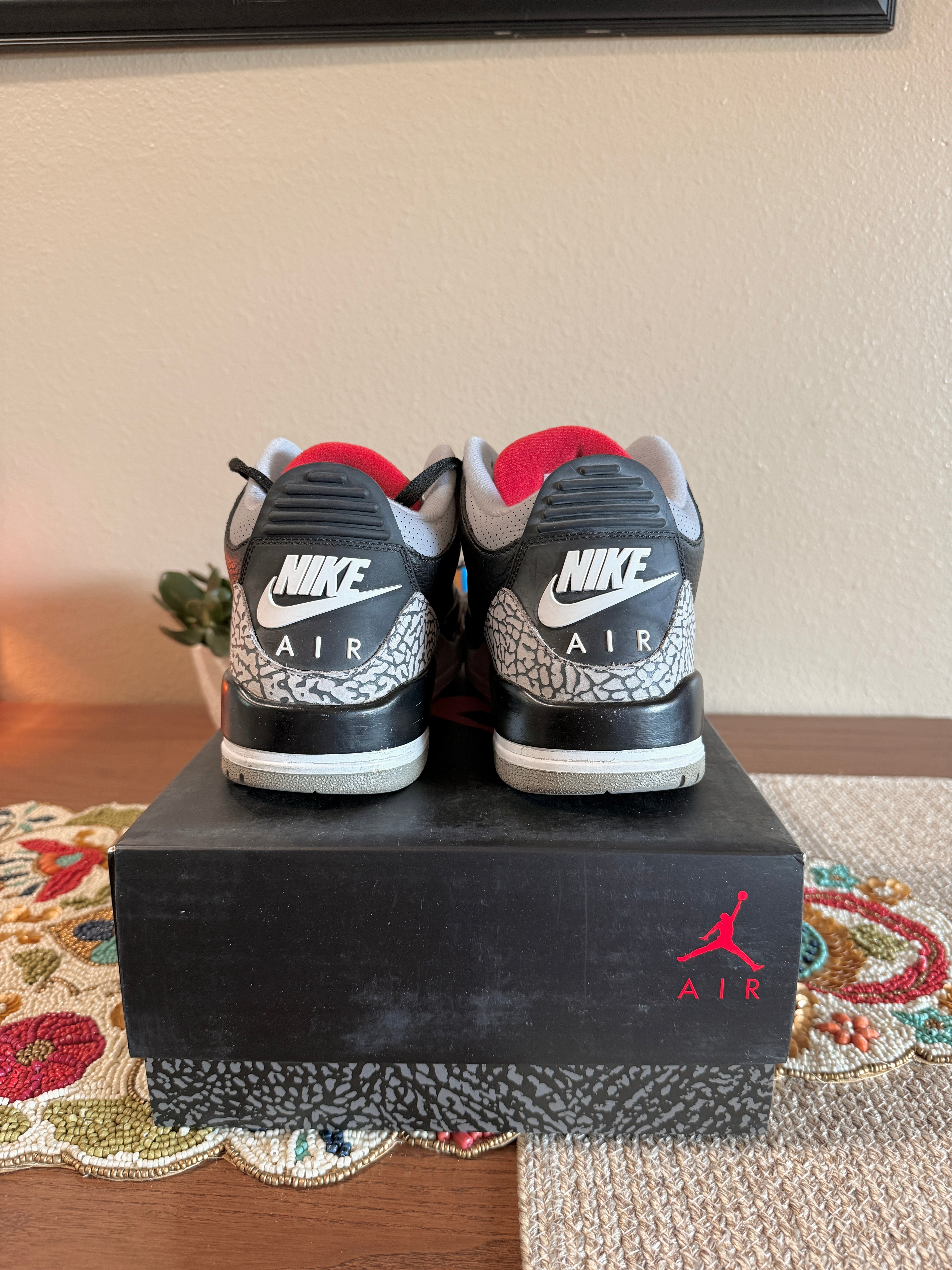 Jordan 3 Retro Black Cement (2018) Size 9 USED
