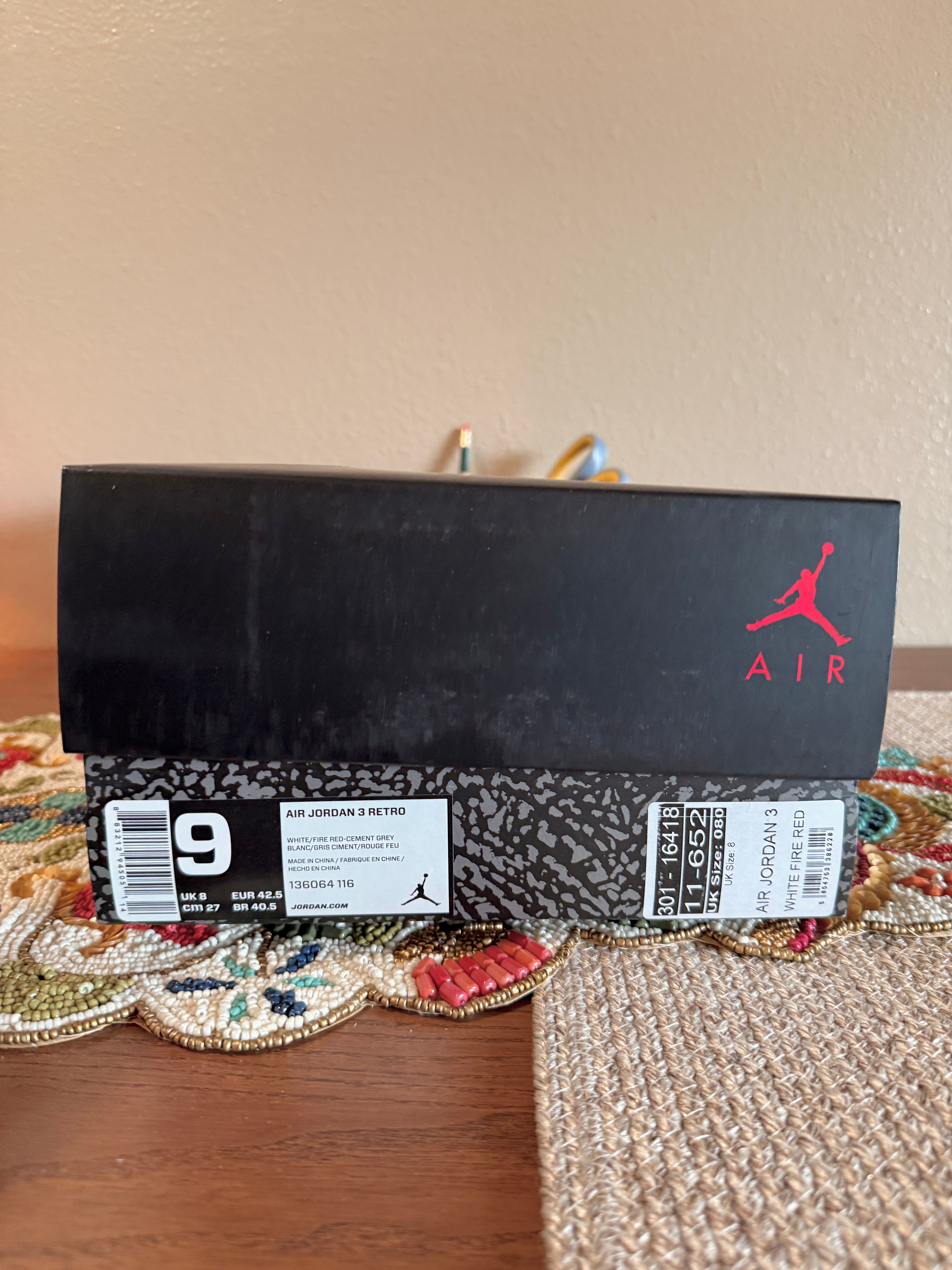 Jordan 3 Retro Hall of Fame Size 9