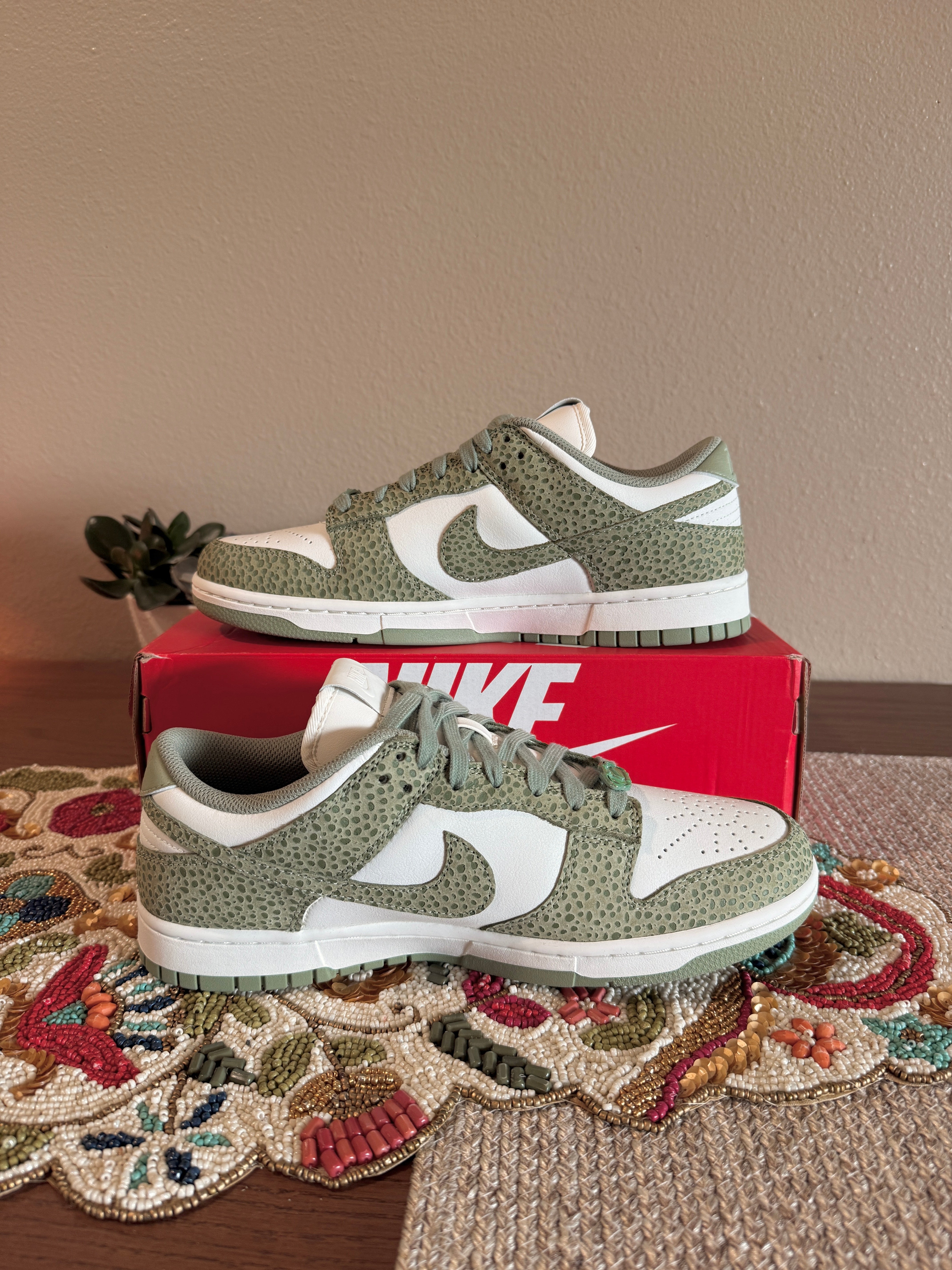 Nike Dunk Low Safari Oil Green Size 10M / 11.5W