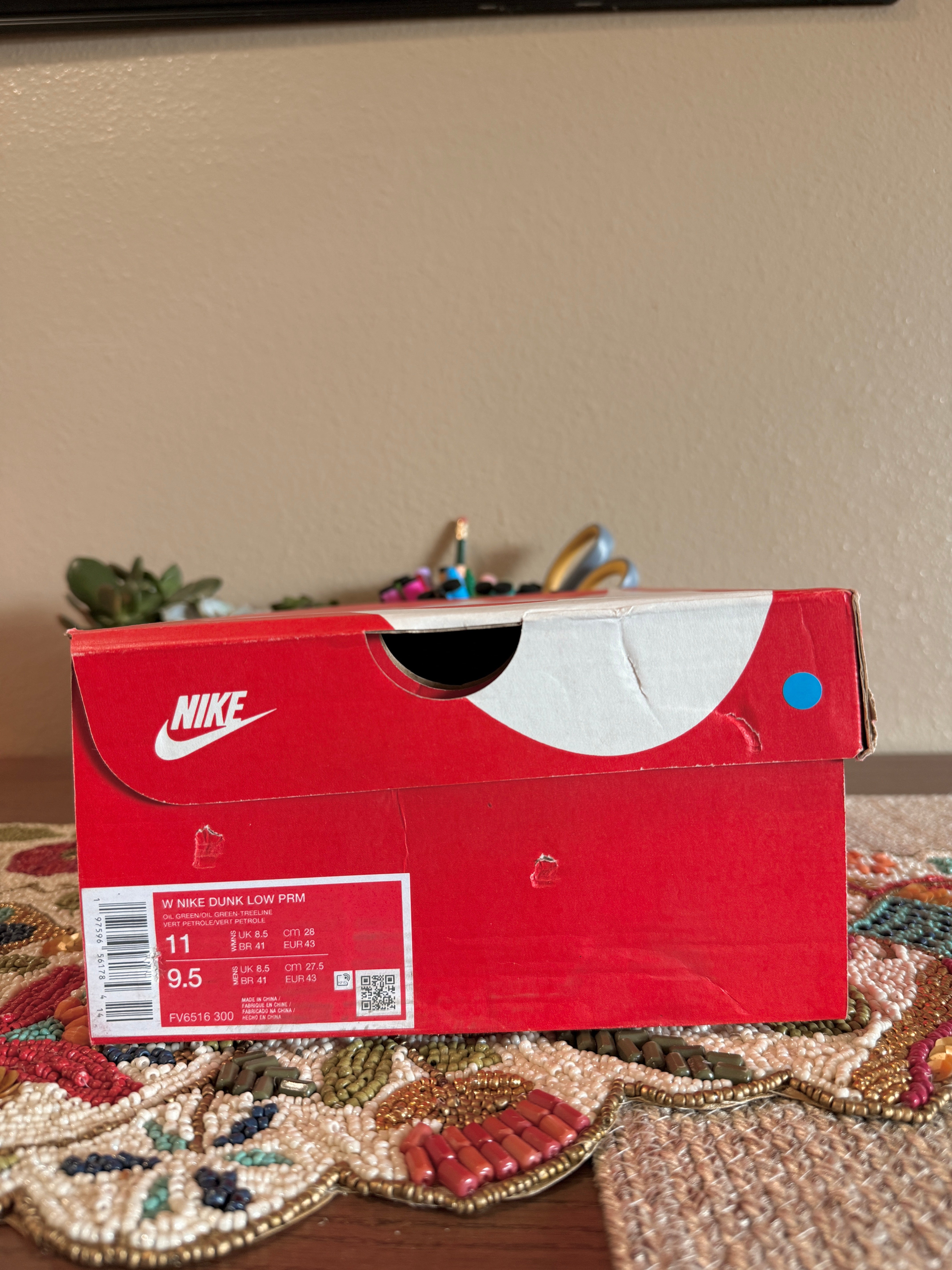 Nike Dunk Low Safari Oil Green Size 9.5M / 11W