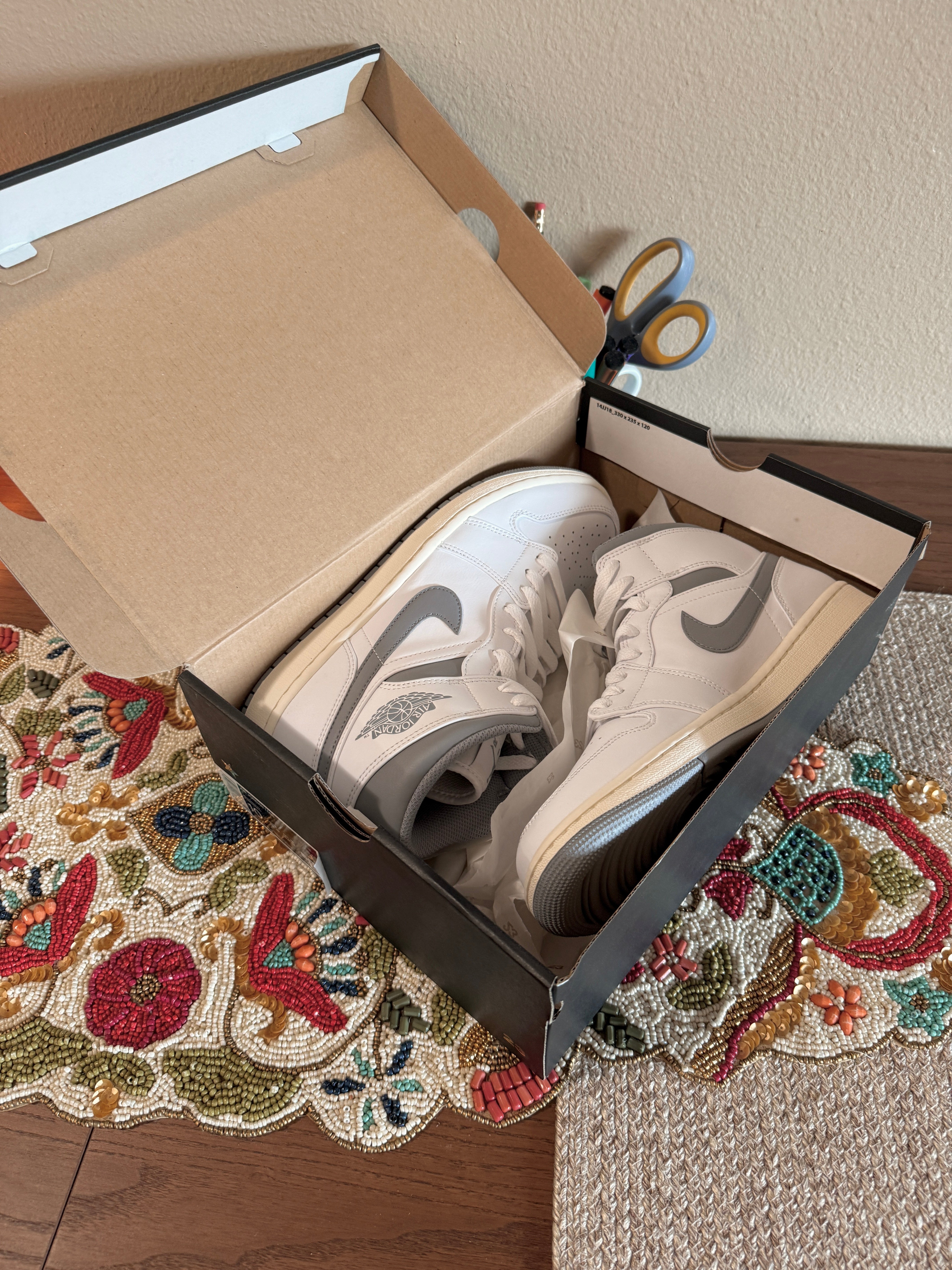 Jordan 1 Mid Neutral Grey Size 10
