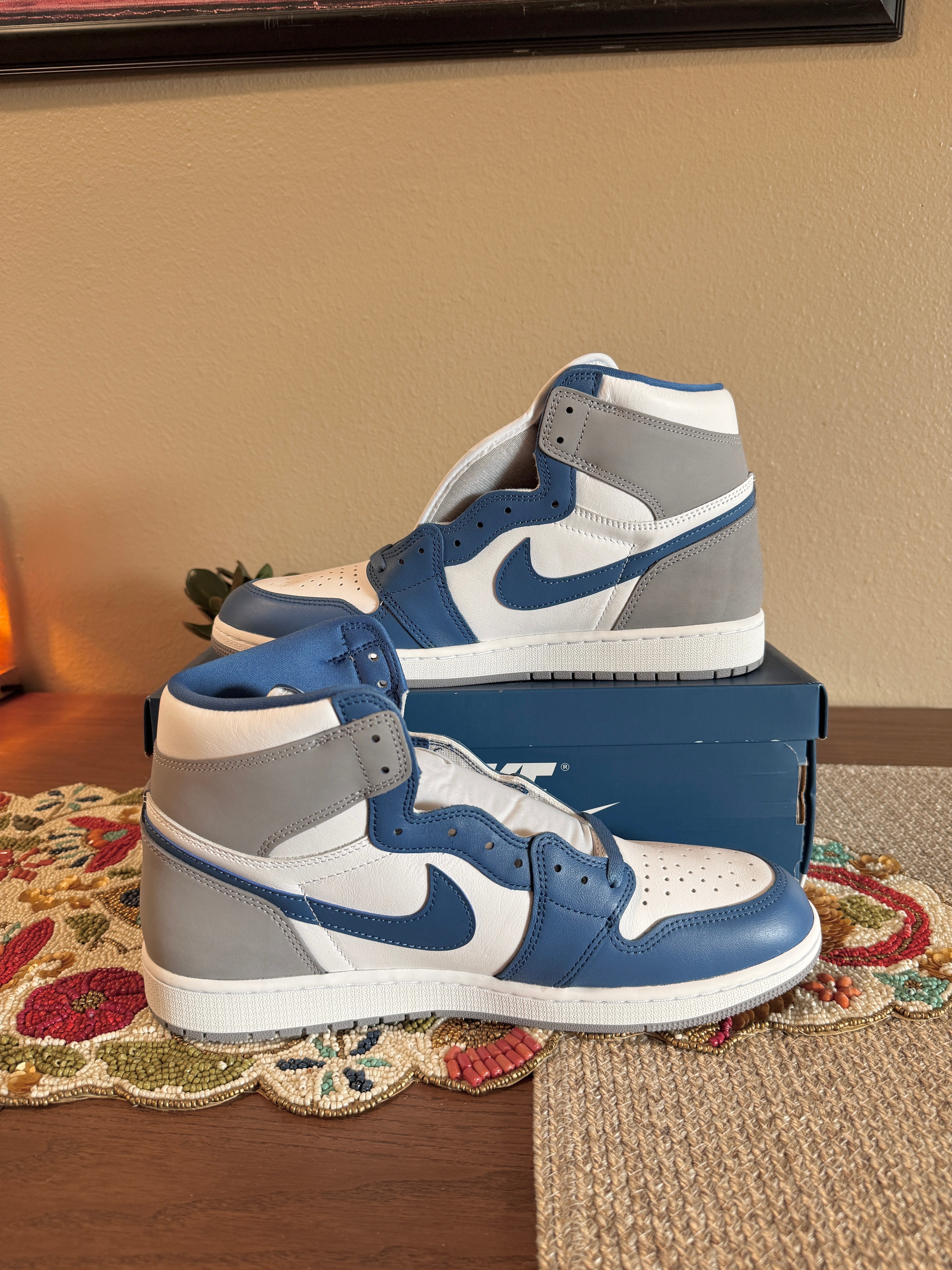 Jordan 1 Retro High OG True Blue Size 13