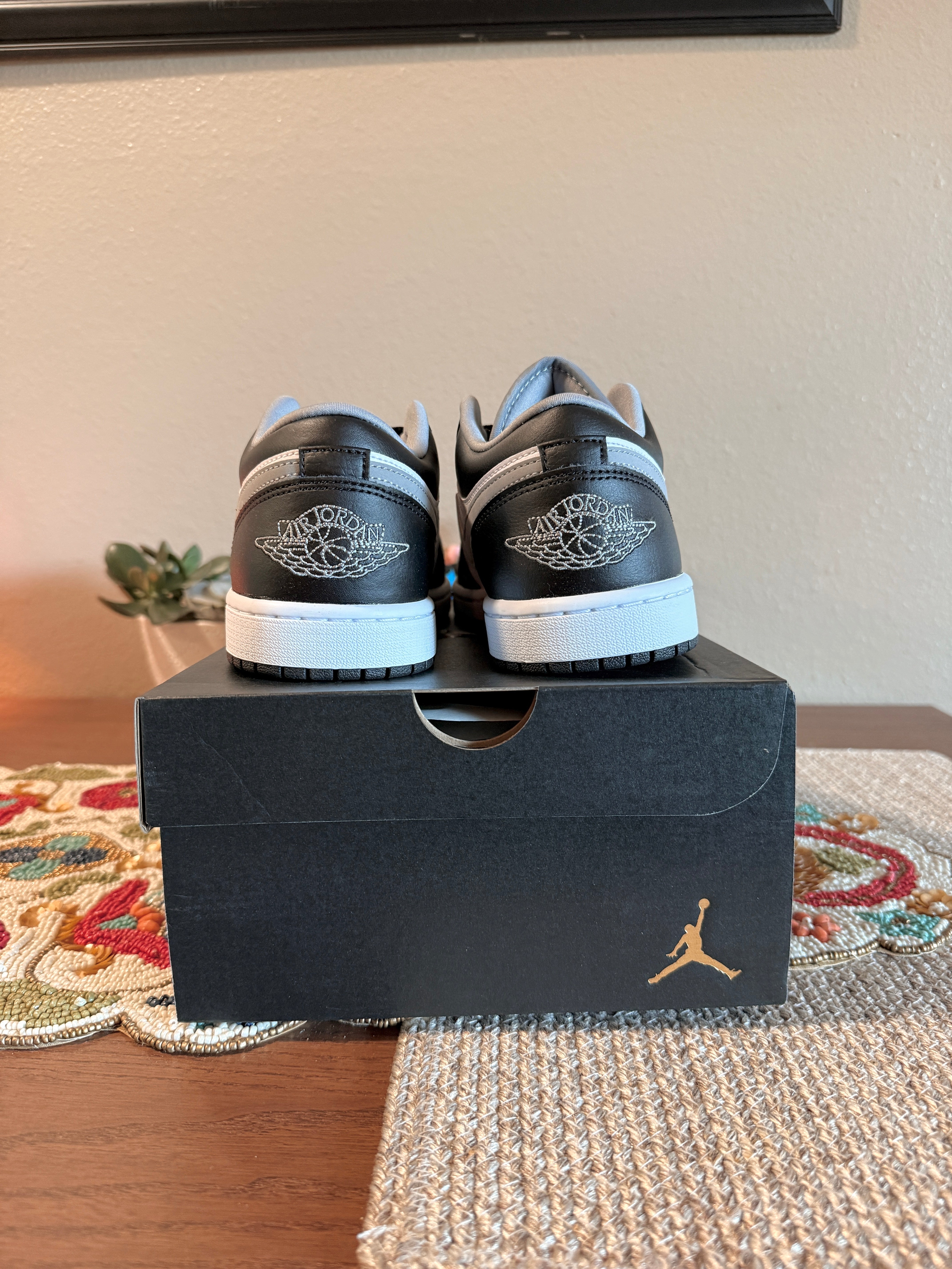 Jordan 1 Low Black / White / Grey Size 9.5